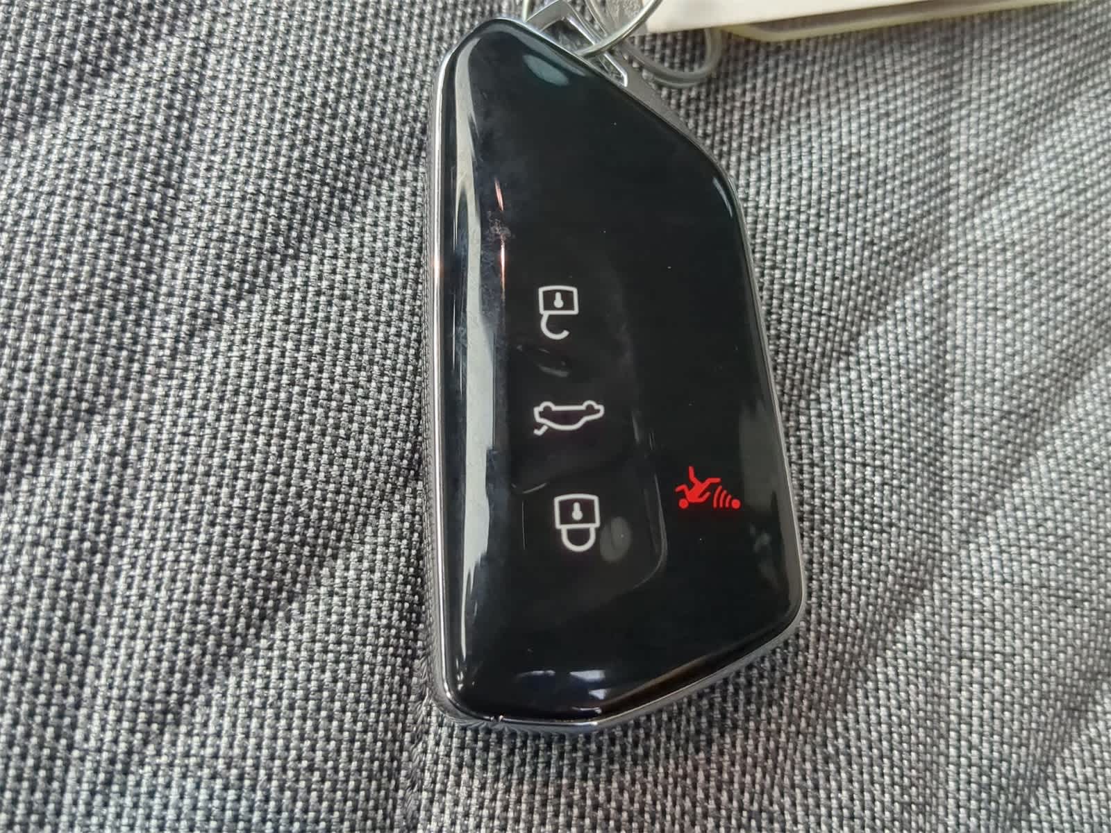 Thumbnail: 2025 Volkswagen Tiguan - 34