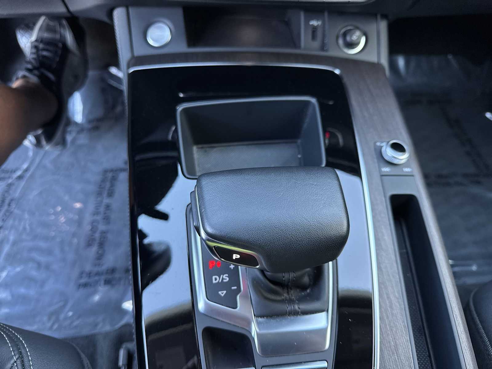 Thumbnail: 2023 Audi Q5 - 32