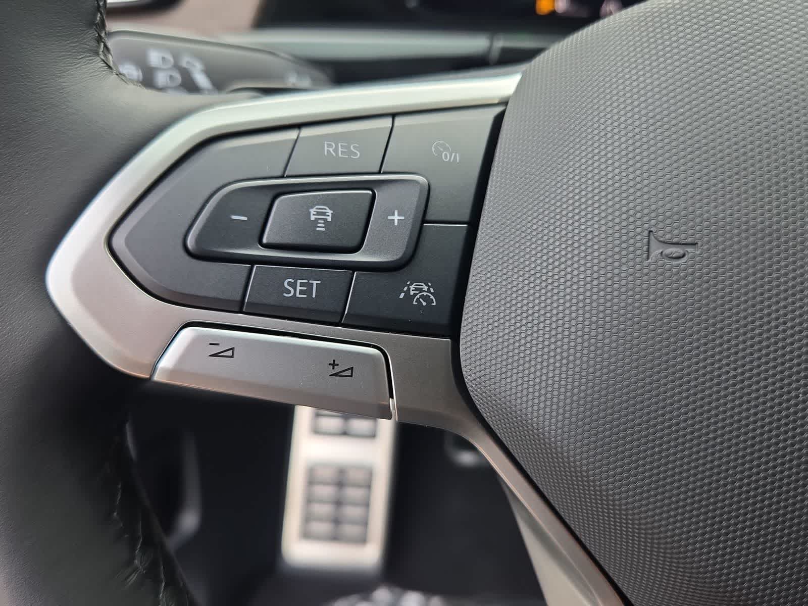 Thumbnail: 2026 Volkswagen Atlas - 25