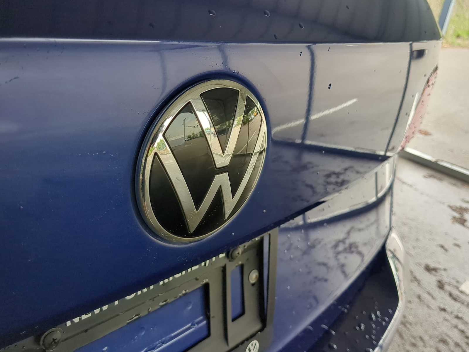 Thumbnail: 2022 Volkswagen Taos - 11