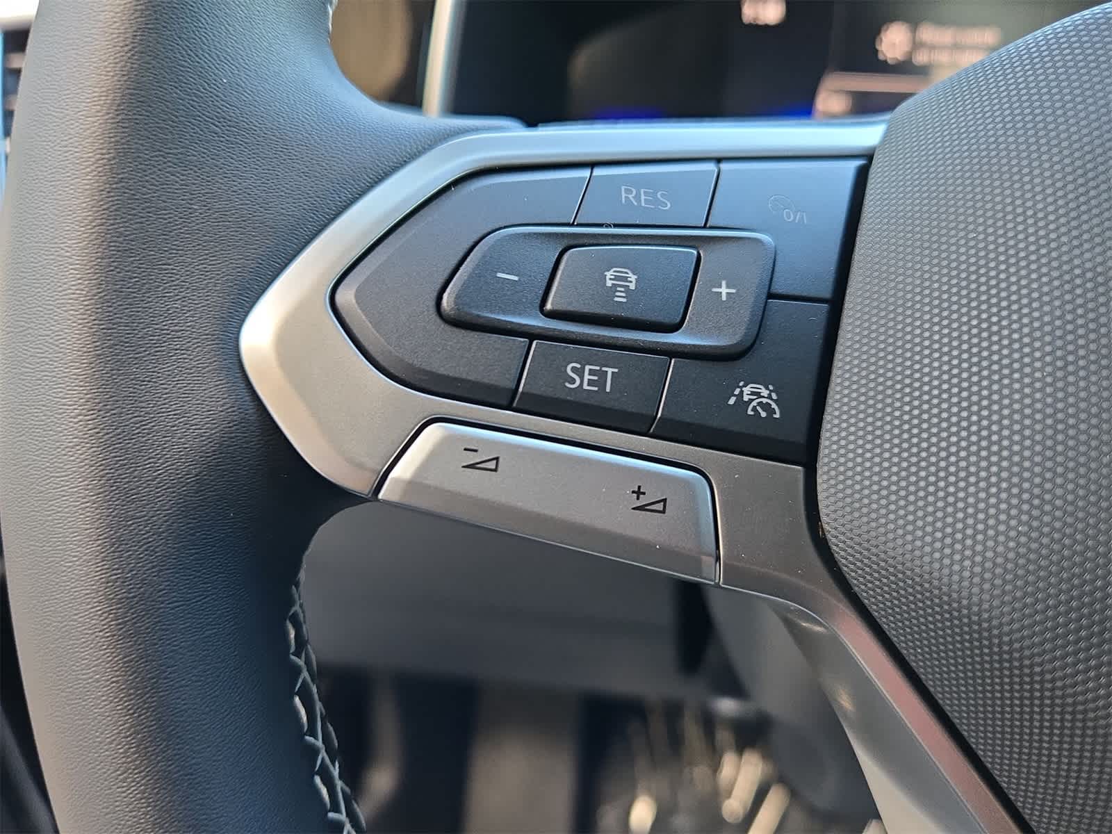 Thumbnail: 2025 Volkswagen Taos - 23