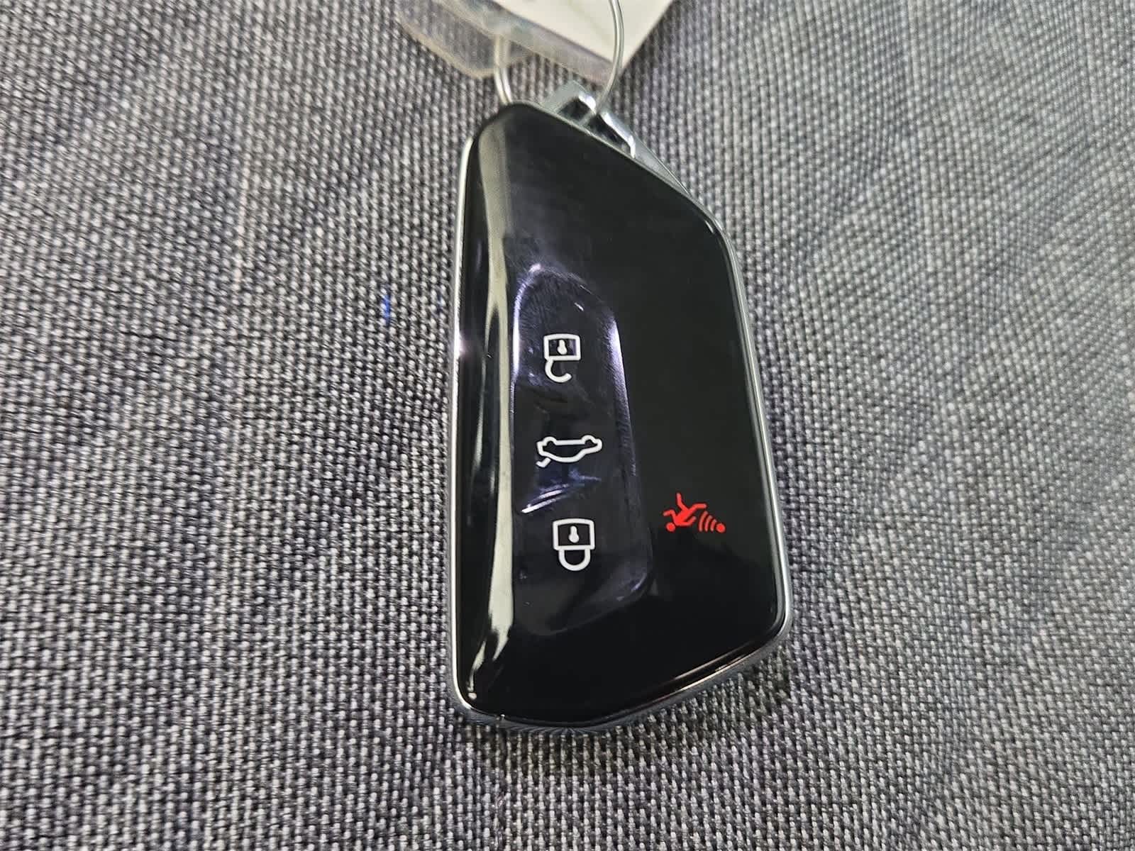 Thumbnail: 2025 Volkswagen Tiguan - 33