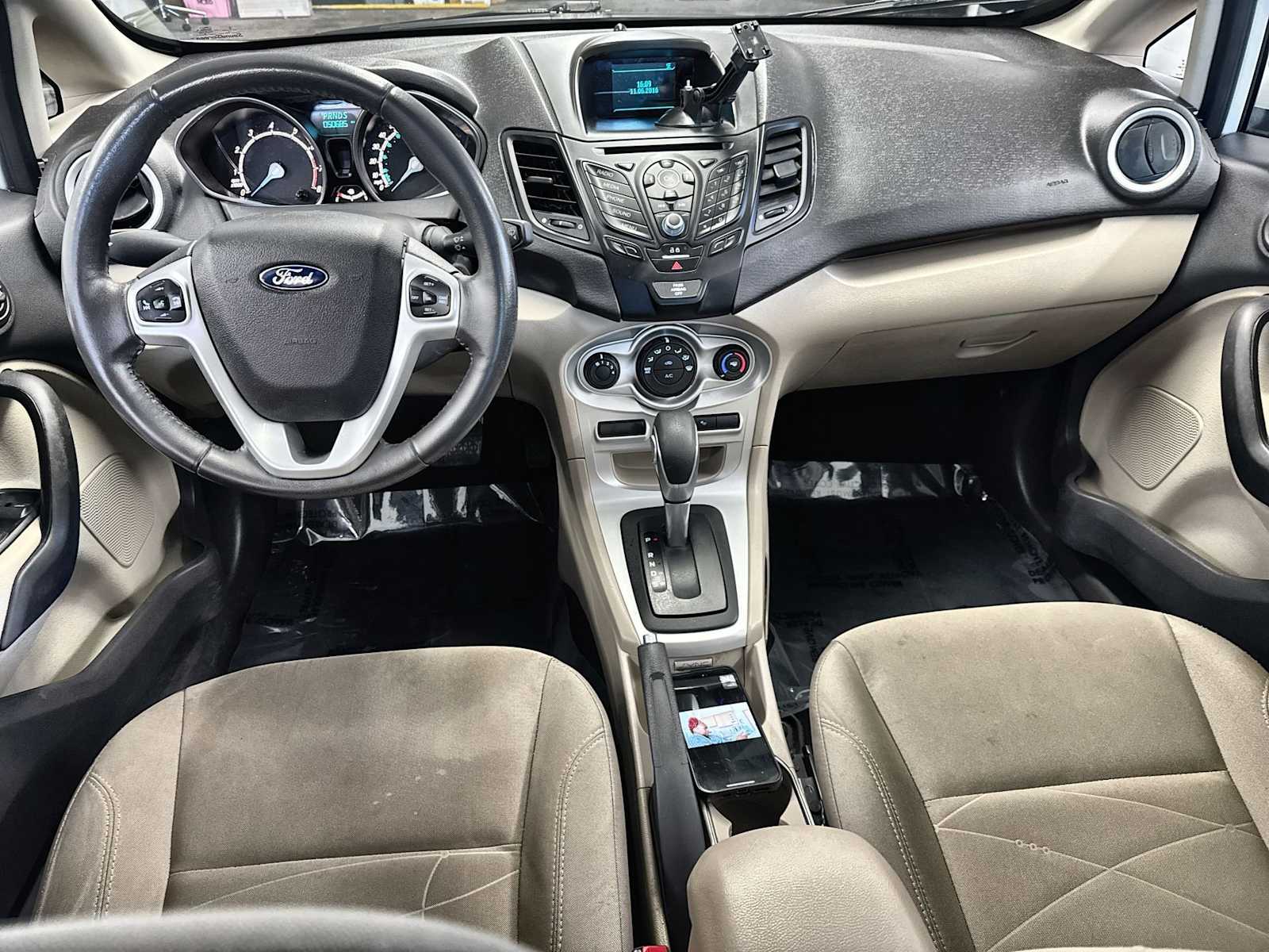 Thumbnail: 2016 Ford Fiesta - 14