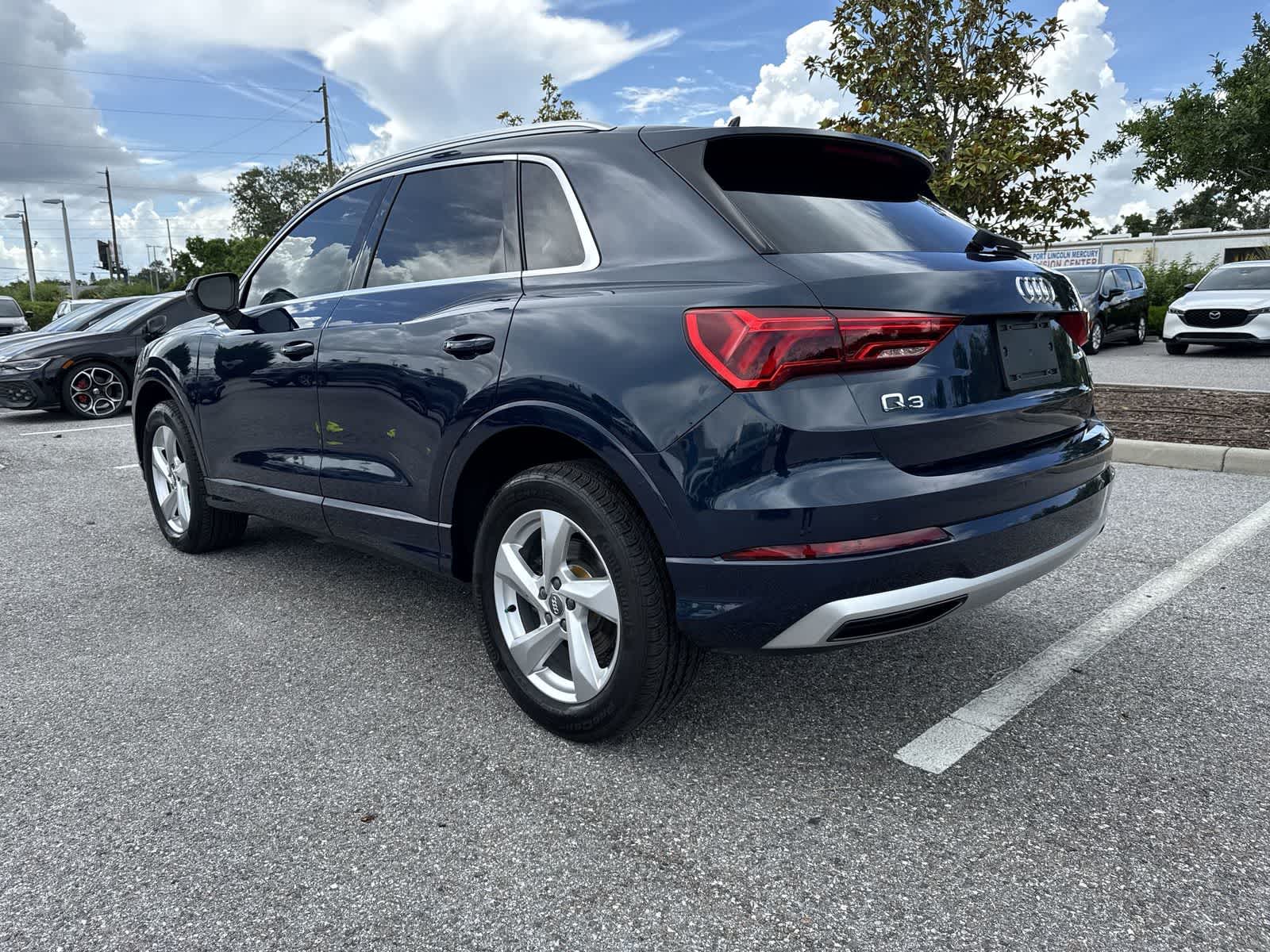 Thumbnail: 2020 Audi Q3 - 3