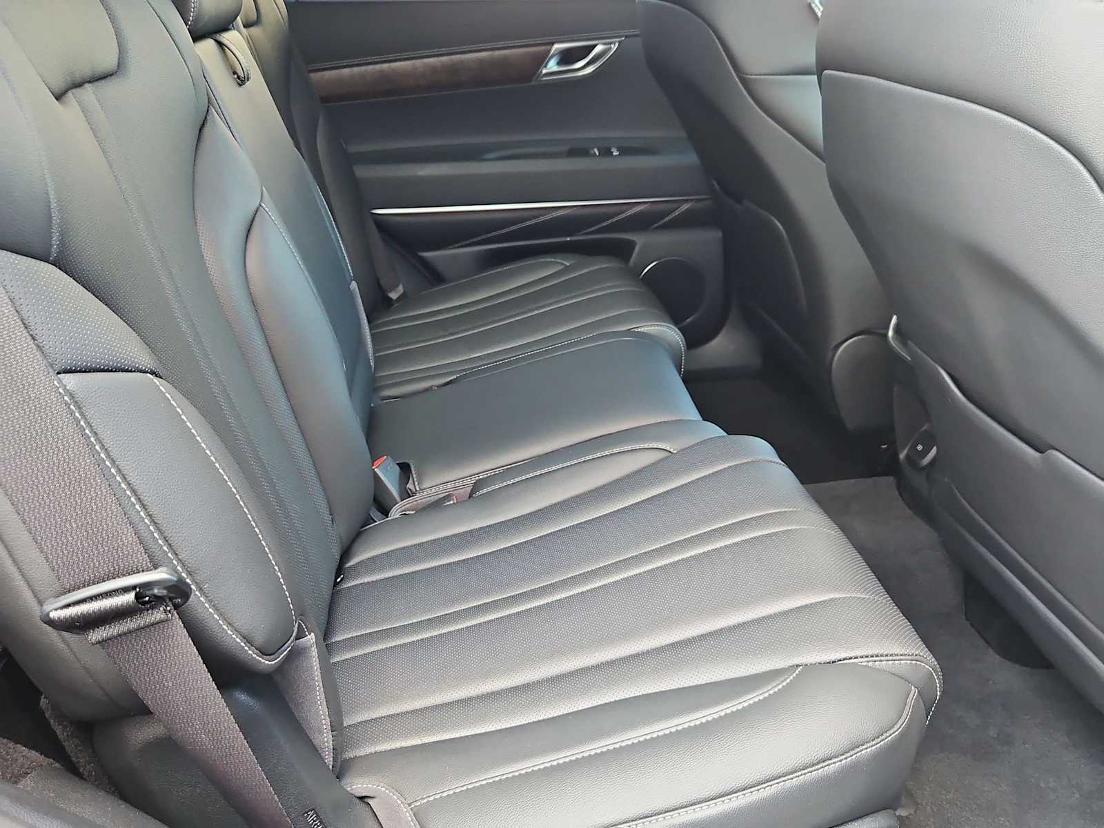 Thumbnail: 2024 Genesis GV80 - 22