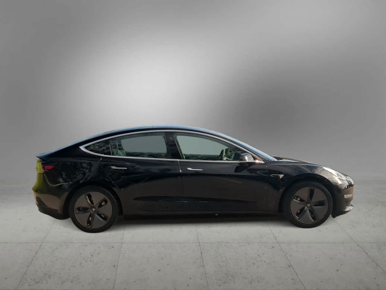 Thumbnail: 2019 Tesla Model 3 - 9
