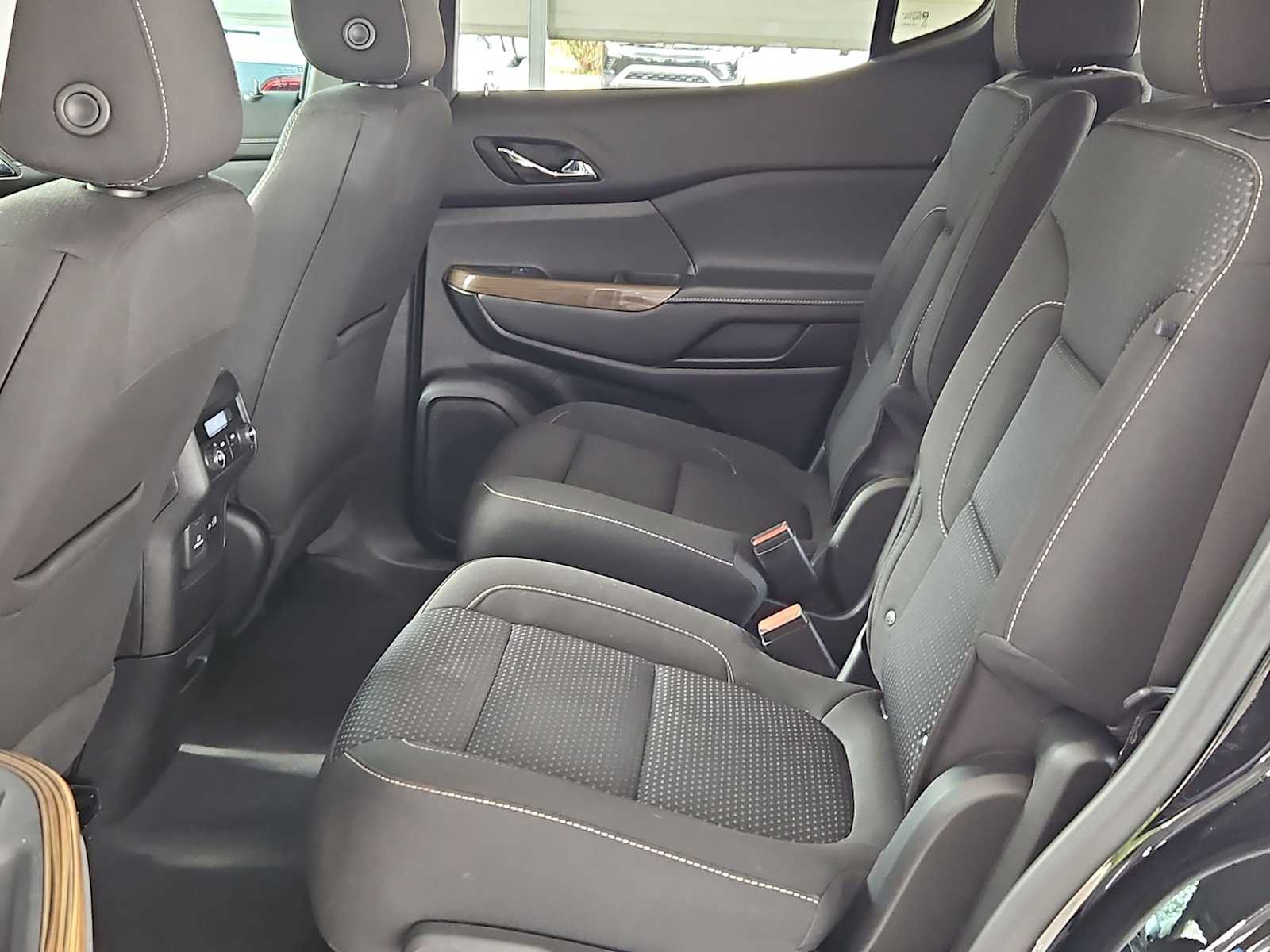 Thumbnail: 2023 GMC Acadia - 20