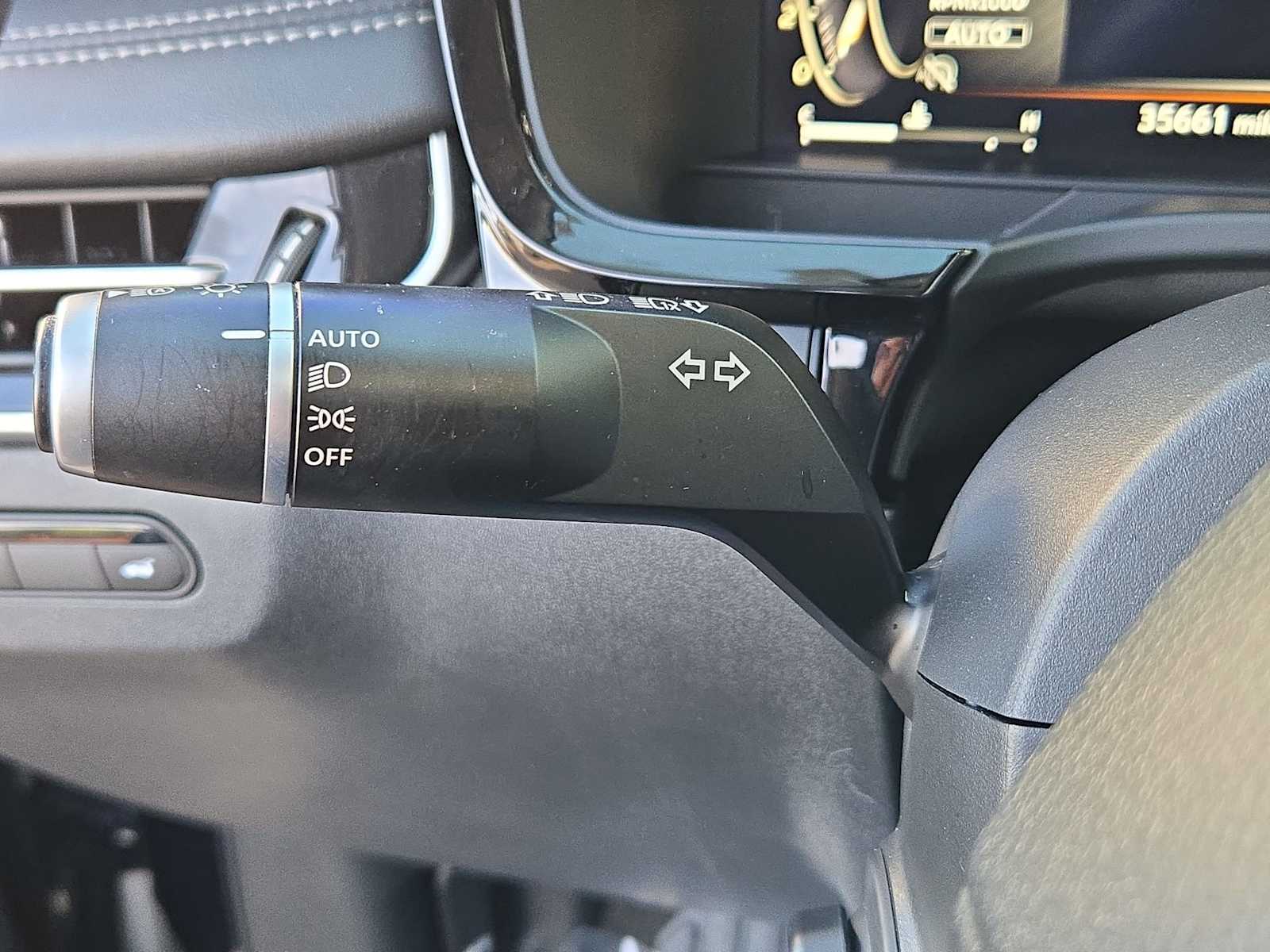 Thumbnail: 2023 INFINITI QX60 - 27