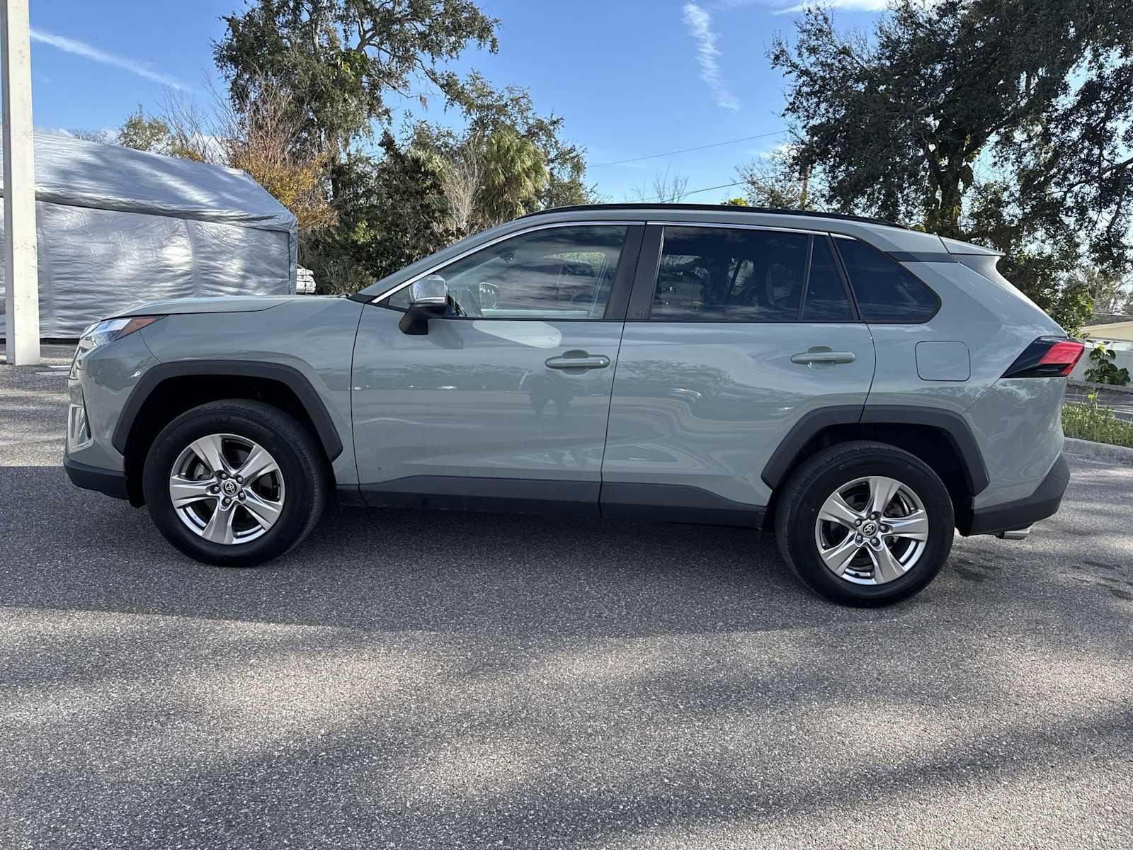 Thumbnail: 2022 Toyota RAV4 - 3