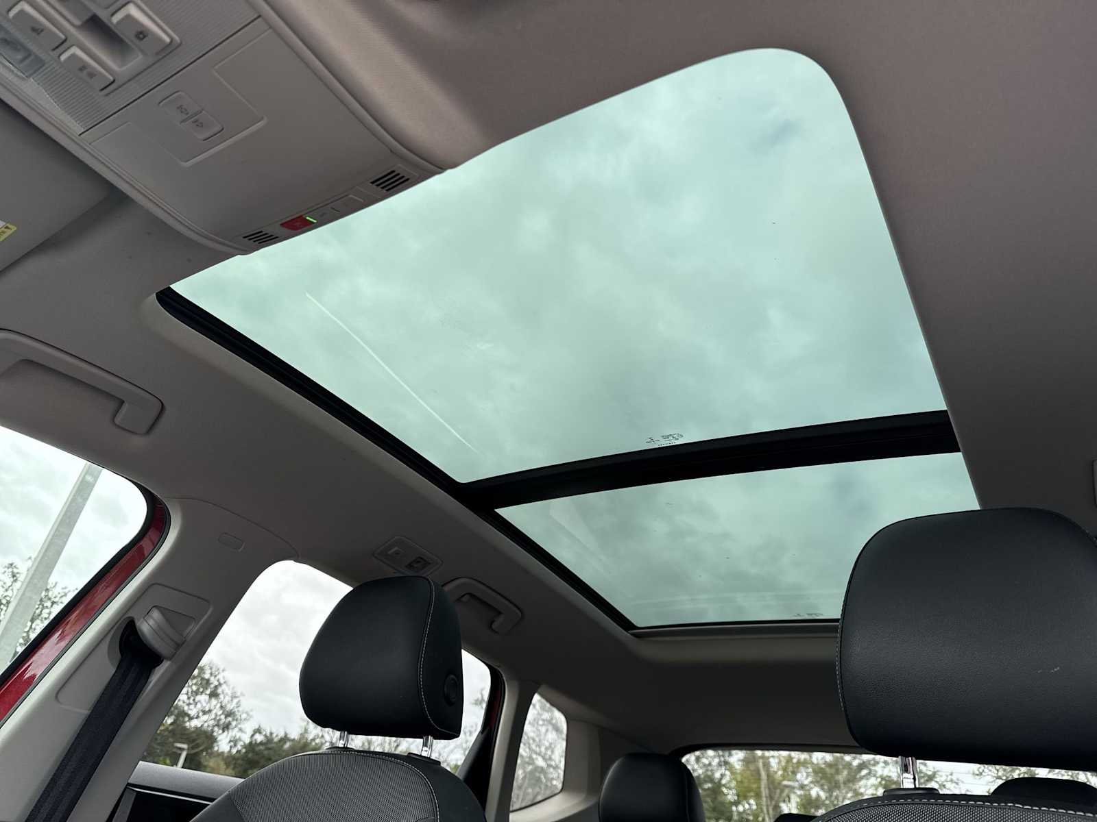 Thumbnail: 2022 Volkswagen Taos - 25