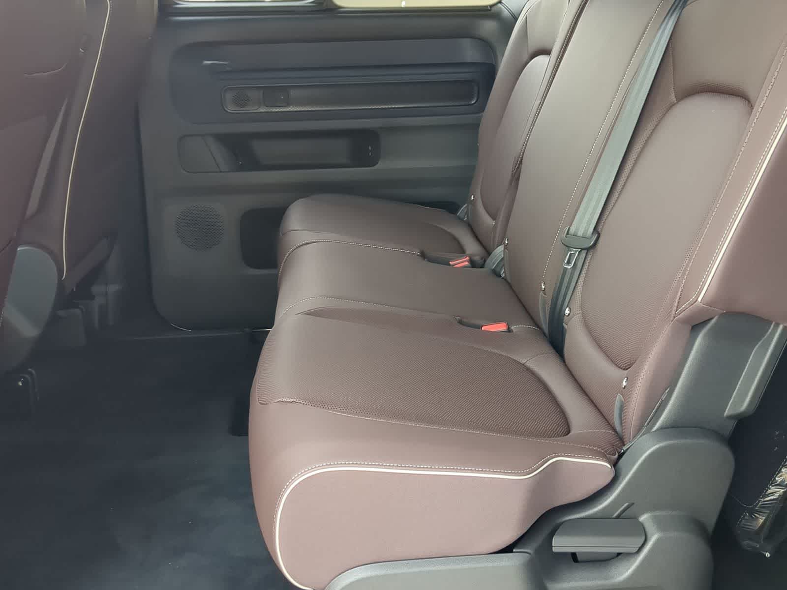 Thumbnail: 2025 Volkswagen ID.Buzz - 19