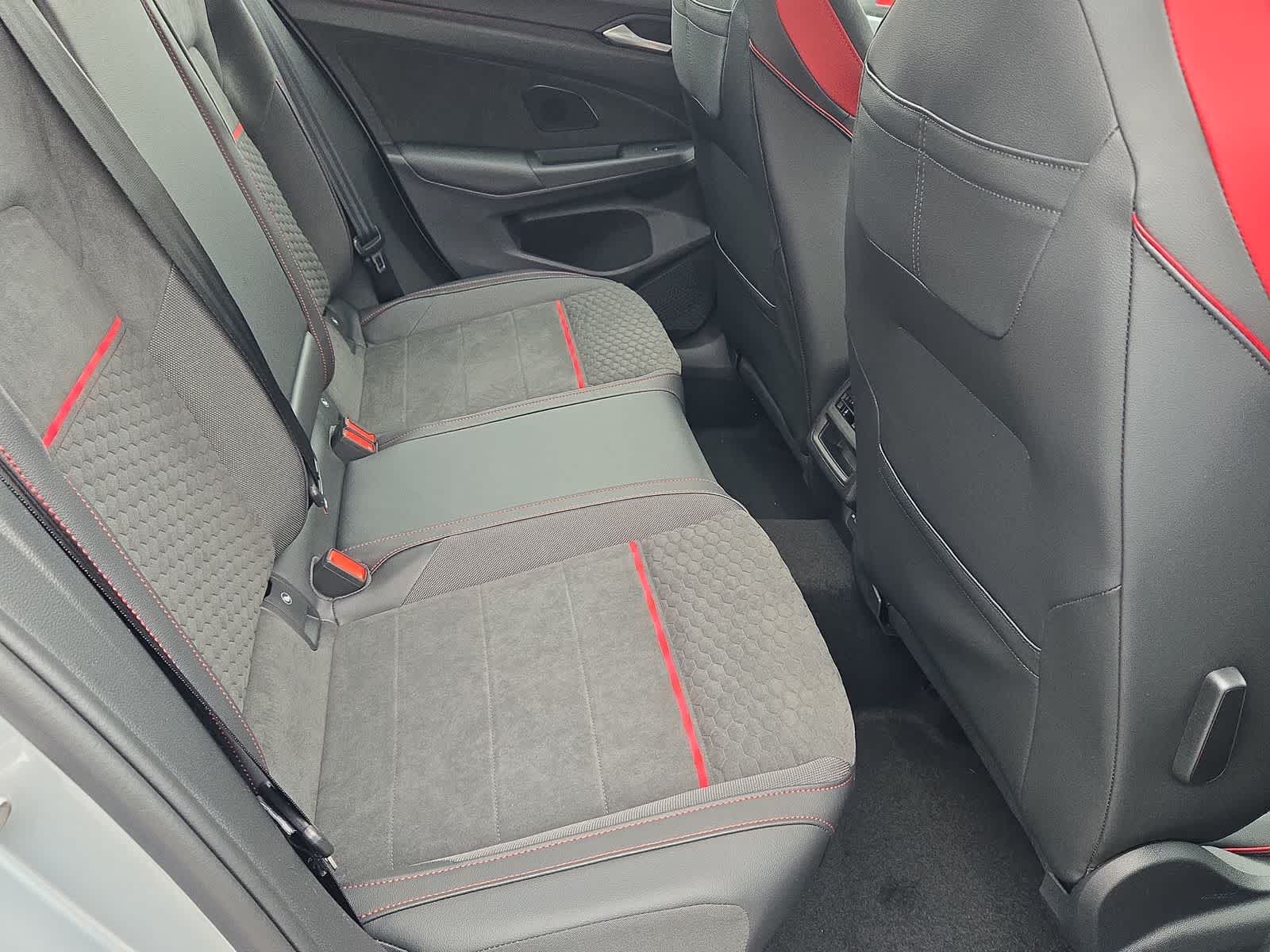 Thumbnail: 2026 Volkswagen Golf - 20