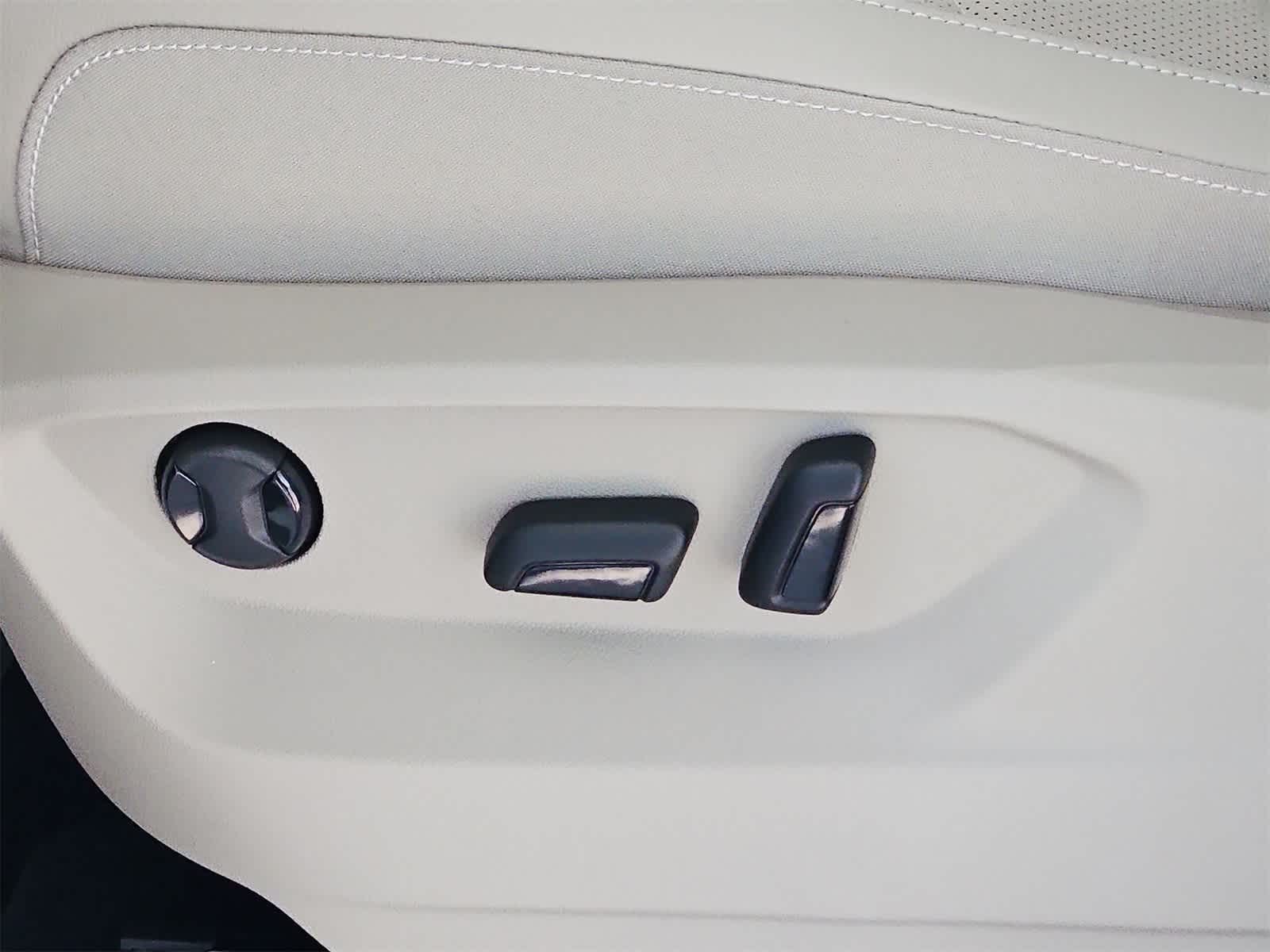 Thumbnail: 2026 Volkswagen Atlas - 18