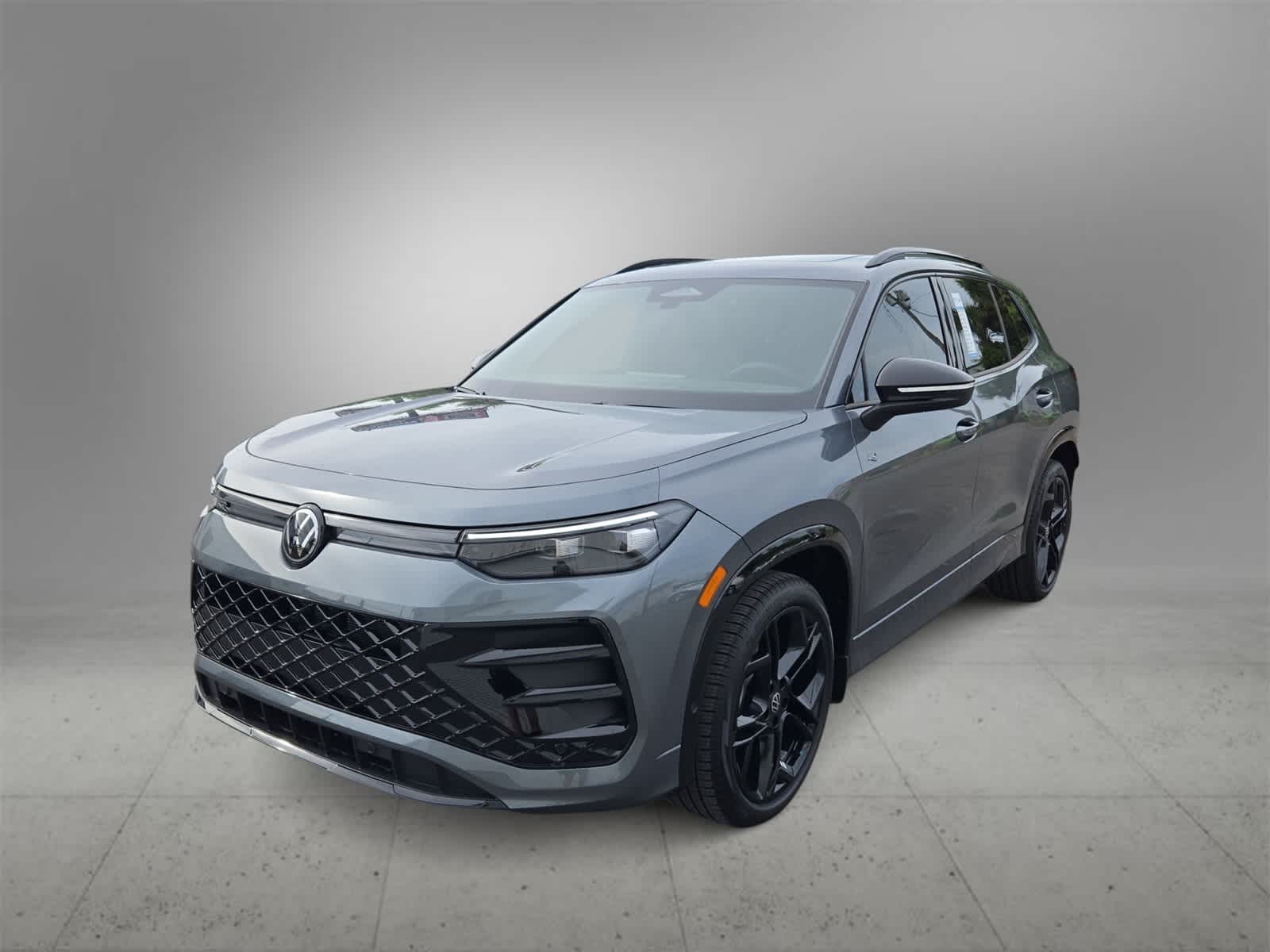 Thumbnail: 2025 Volkswagen Tiguan - 4