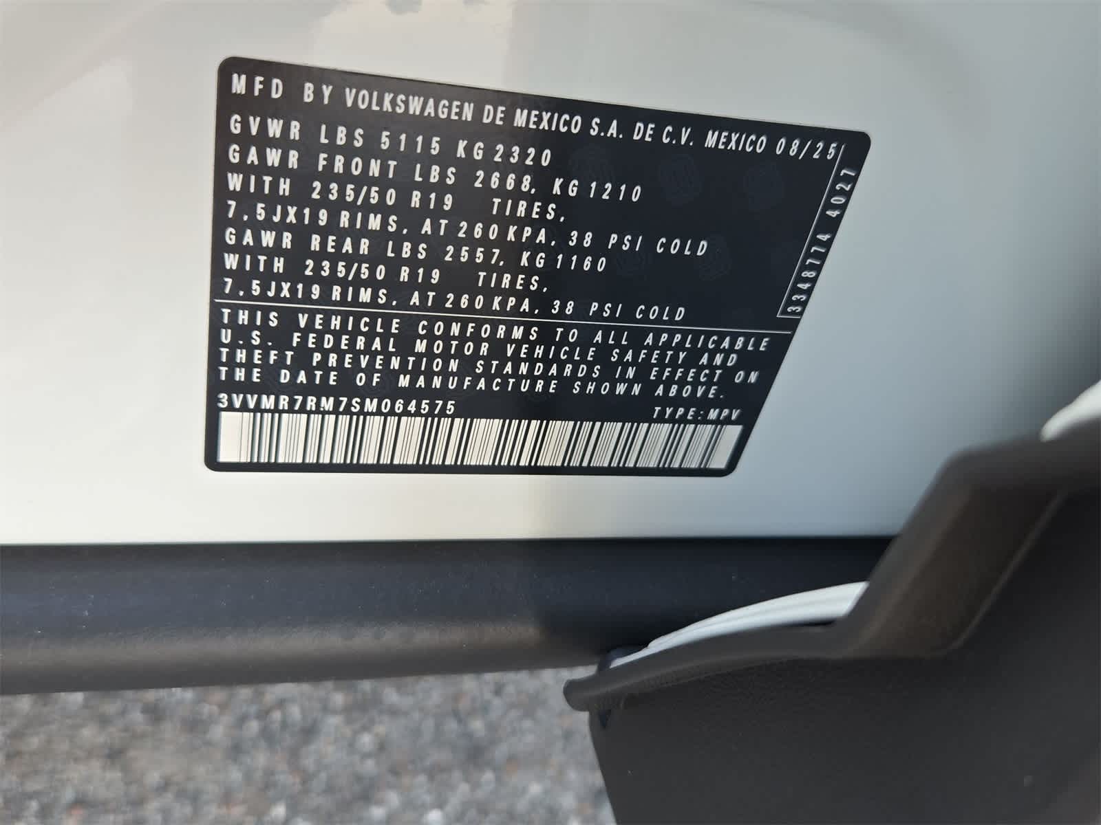 Thumbnail: 2025 Volkswagen Tiguan - 35