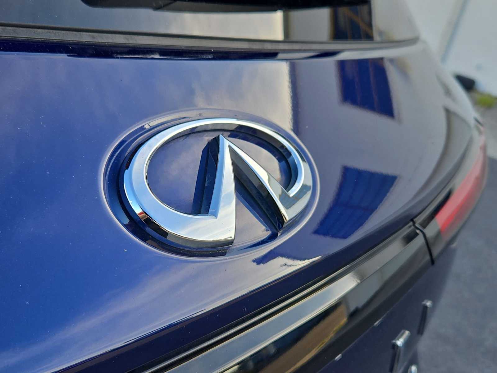 Thumbnail: 2023 INFINITI QX60 - 12