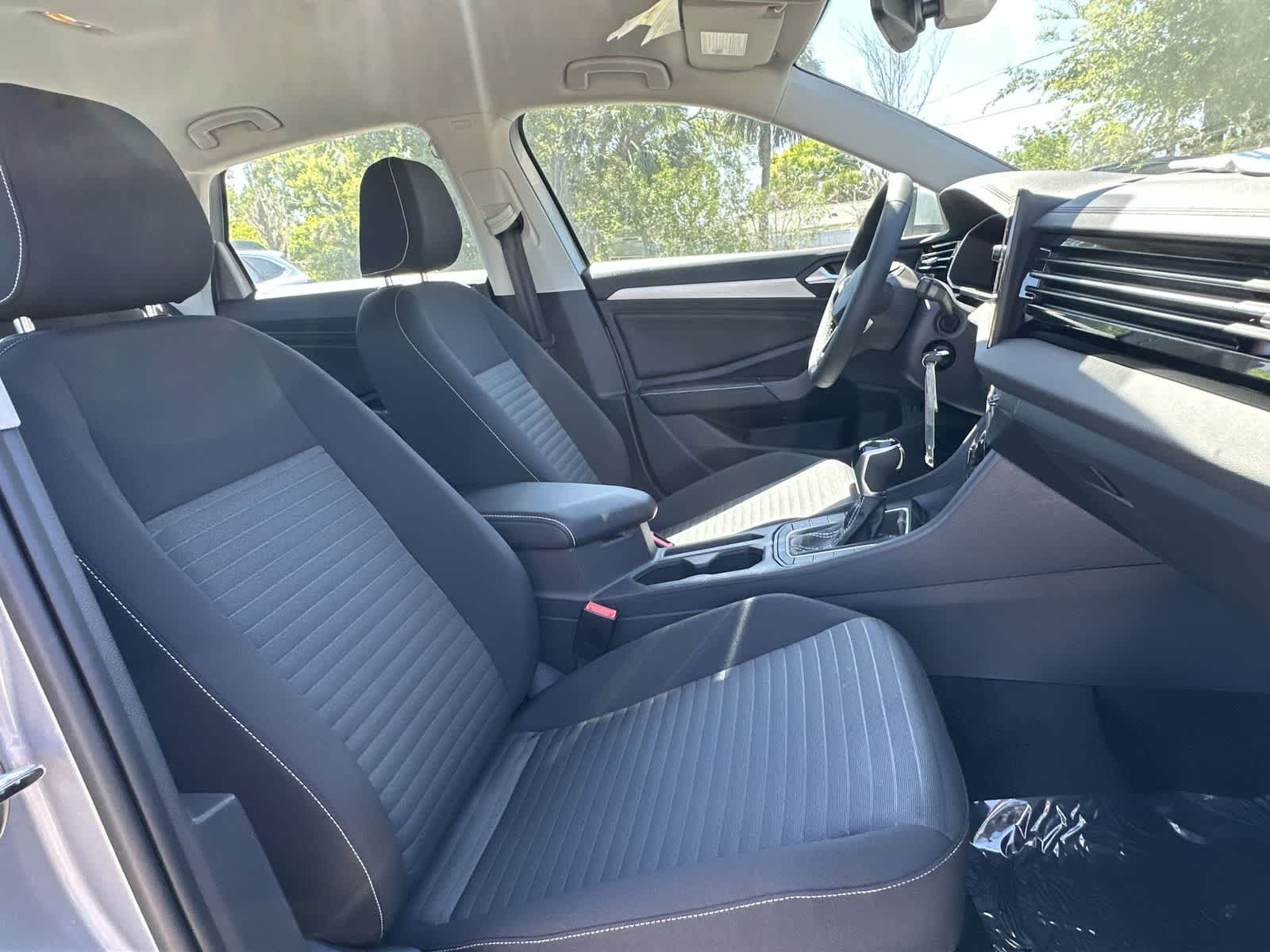 Thumbnail: 2026 Volkswagen Jetta - 20