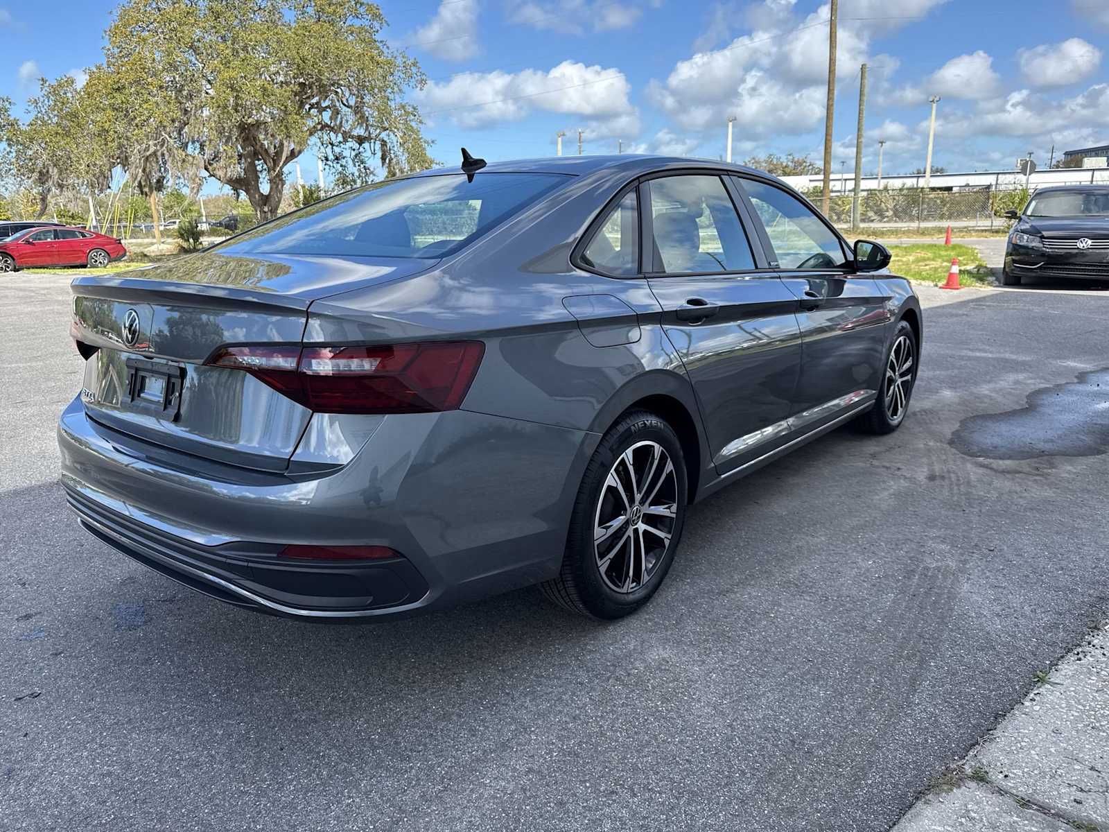 Thumbnail: 2024 Volkswagen Jetta - 6