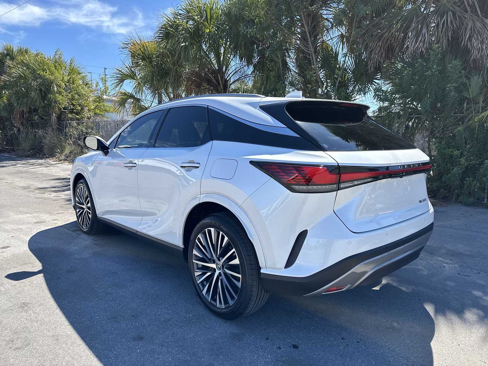 Thumbnail: 2023 Lexus RX - 4