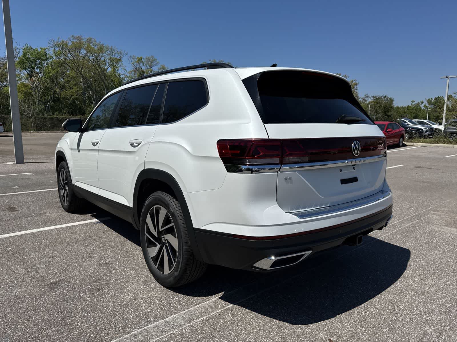 Thumbnail: 2026 Volkswagen Atlas - 3