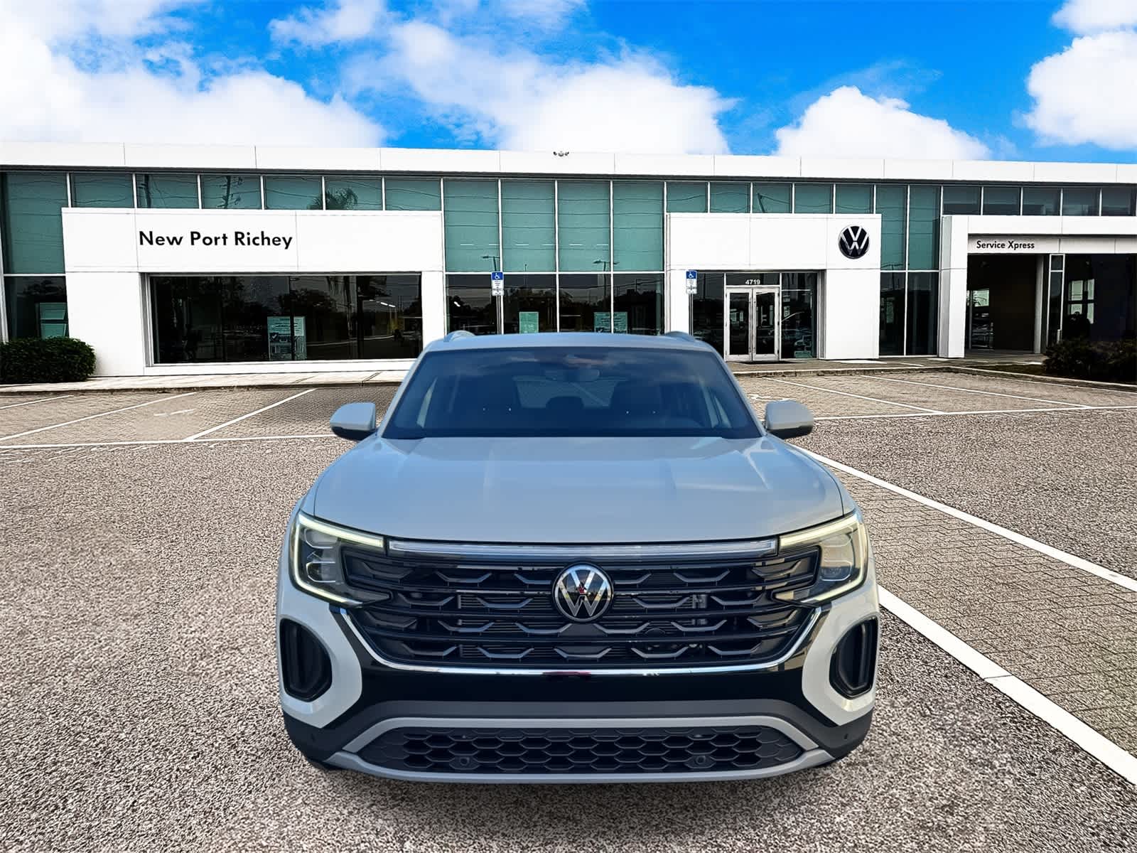 Thumbnail: 2026 Volkswagen Atlas - 3