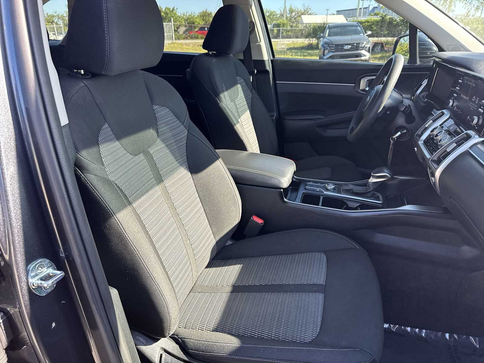Thumbnail: 2021 Kia Sorento - 23