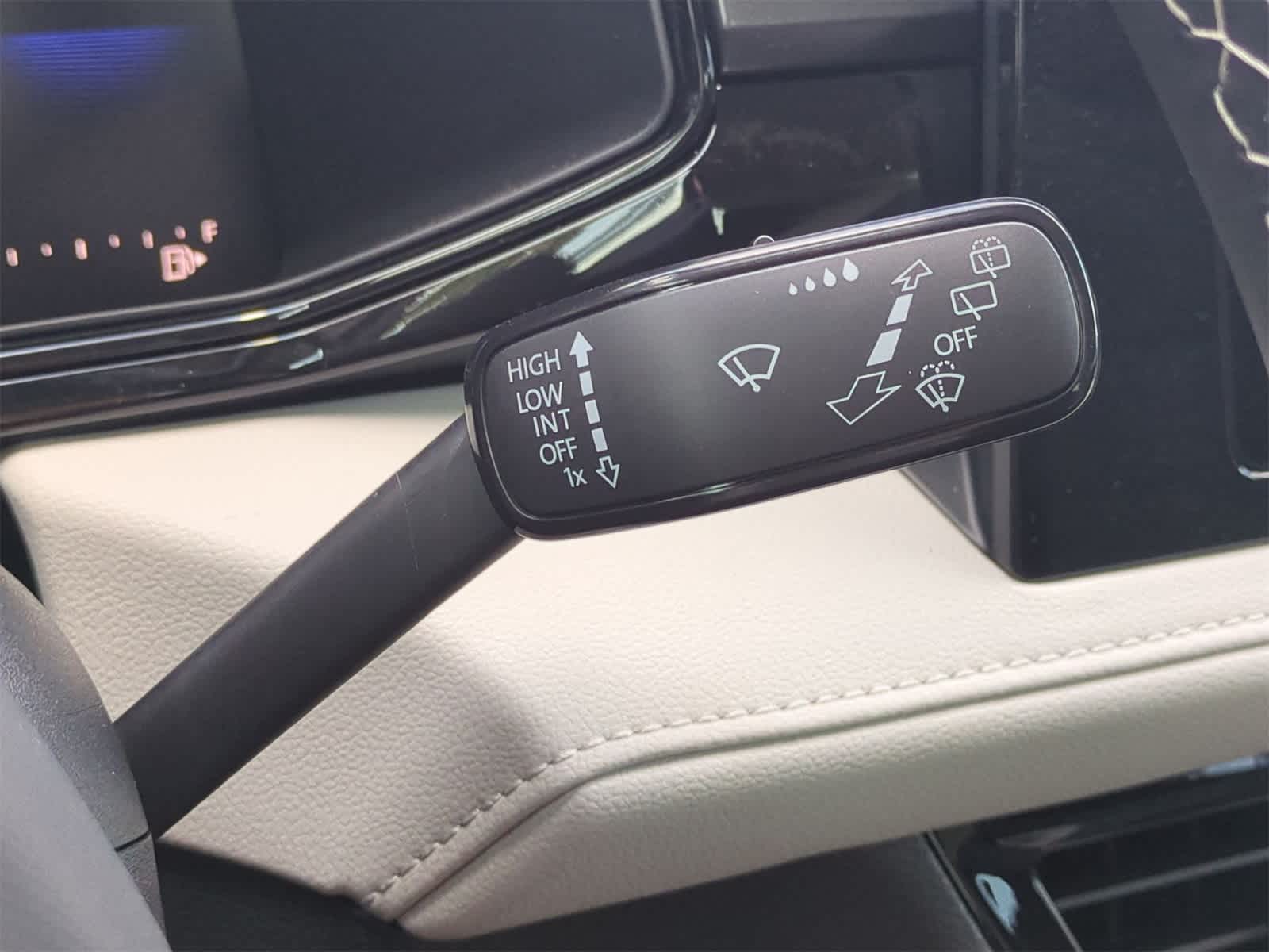 Thumbnail: 2025 Volkswagen Taos - 26