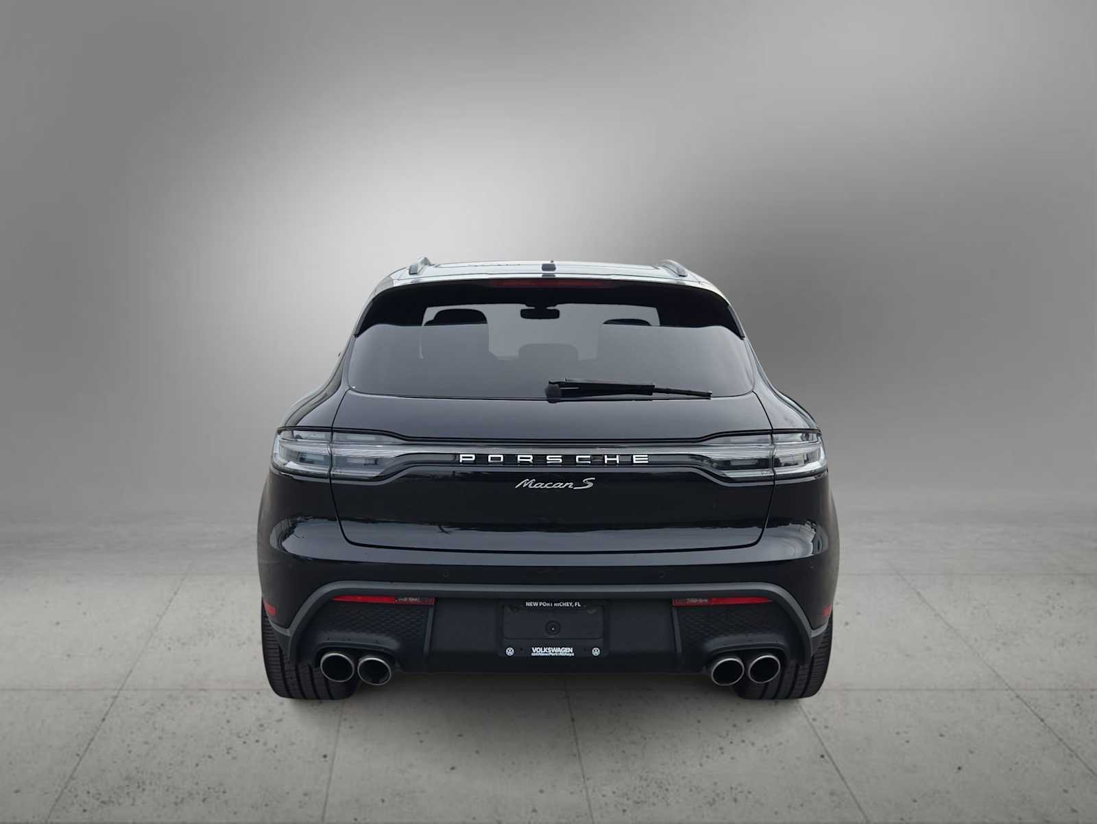 Thumbnail: 2022 Porsche Macan - 7