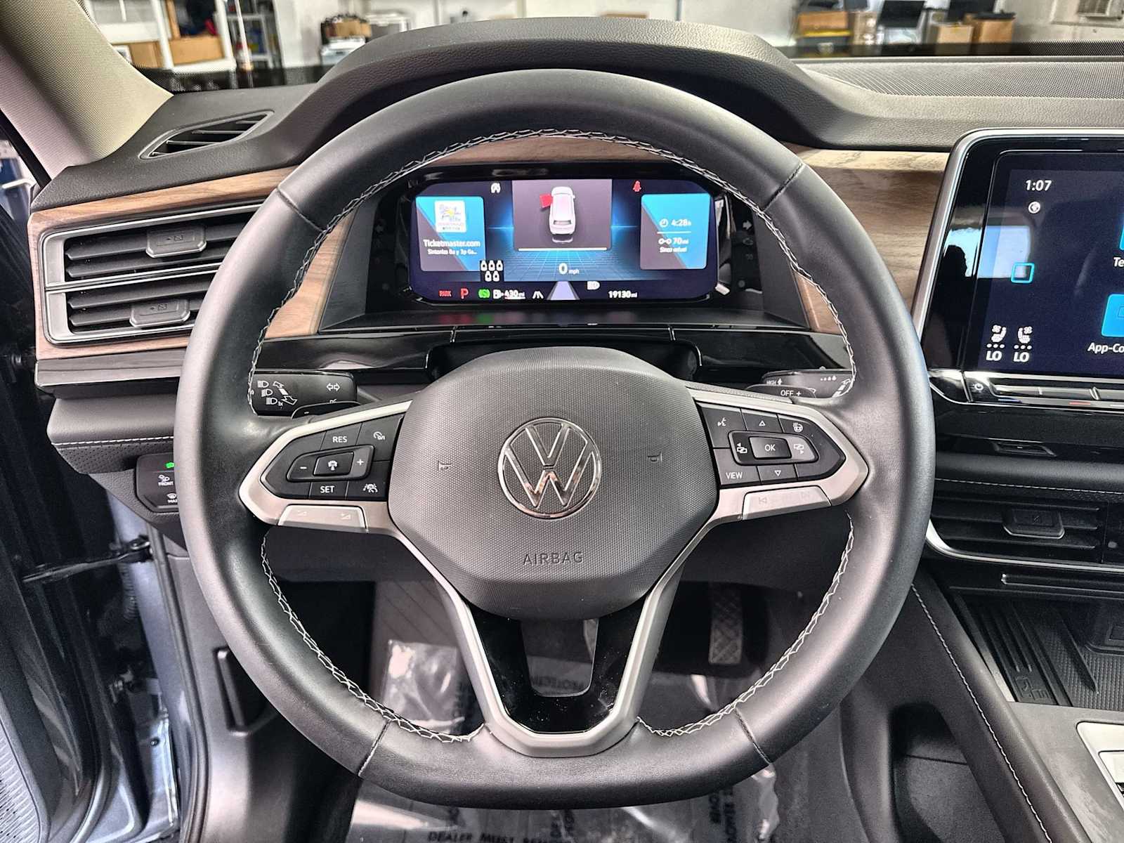 Thumbnail: 2025 Volkswagen Atlas - 20