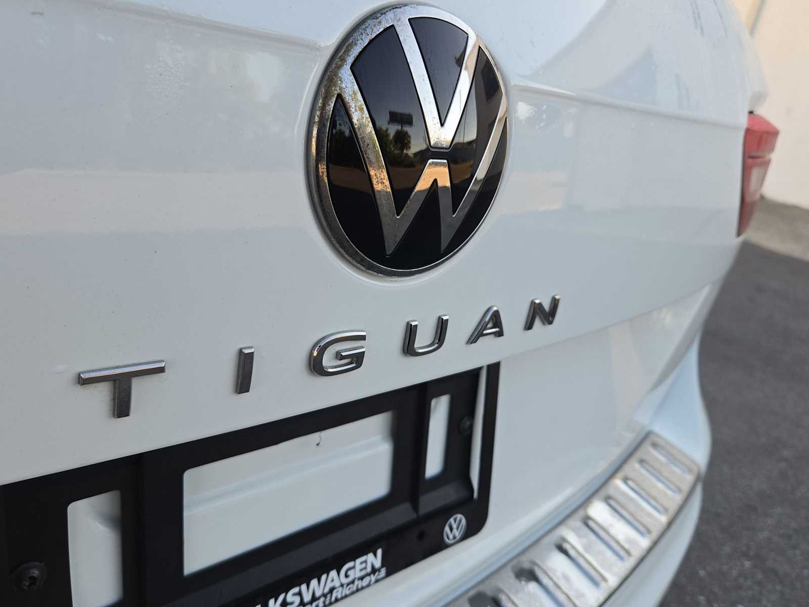 Thumbnail: 2024 Volkswagen Tiguan - 13