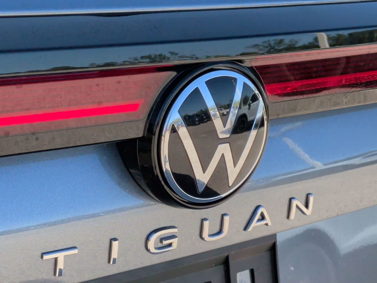 Thumbnail: 2026 Volkswagen Tiguan - 12