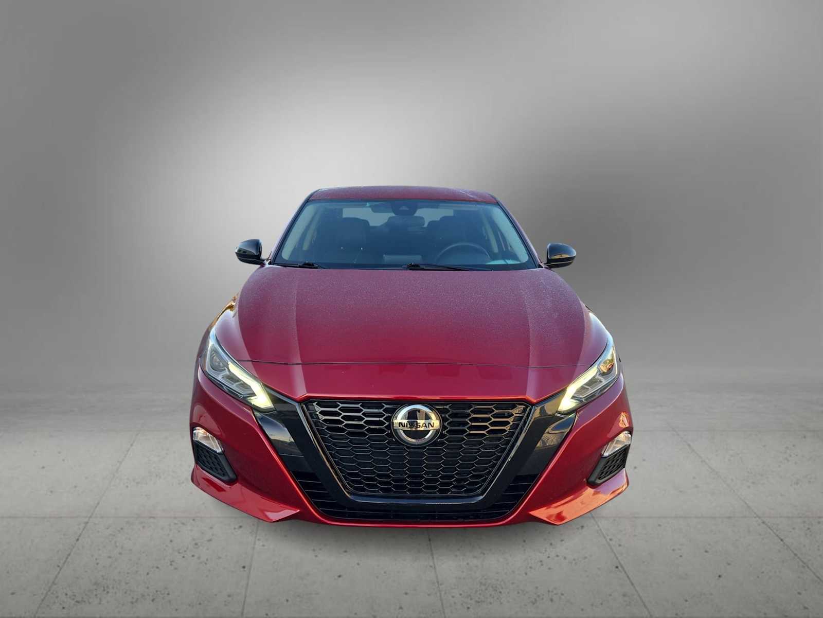 Thumbnail: 2022 Nissan Altima - 3