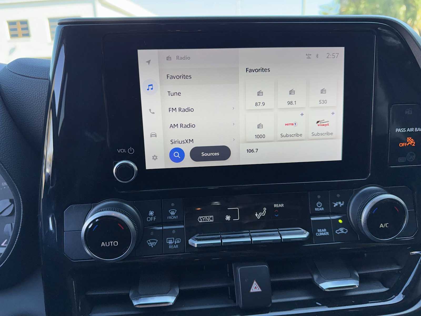 Thumbnail: 2024 Toyota Highlander - 27