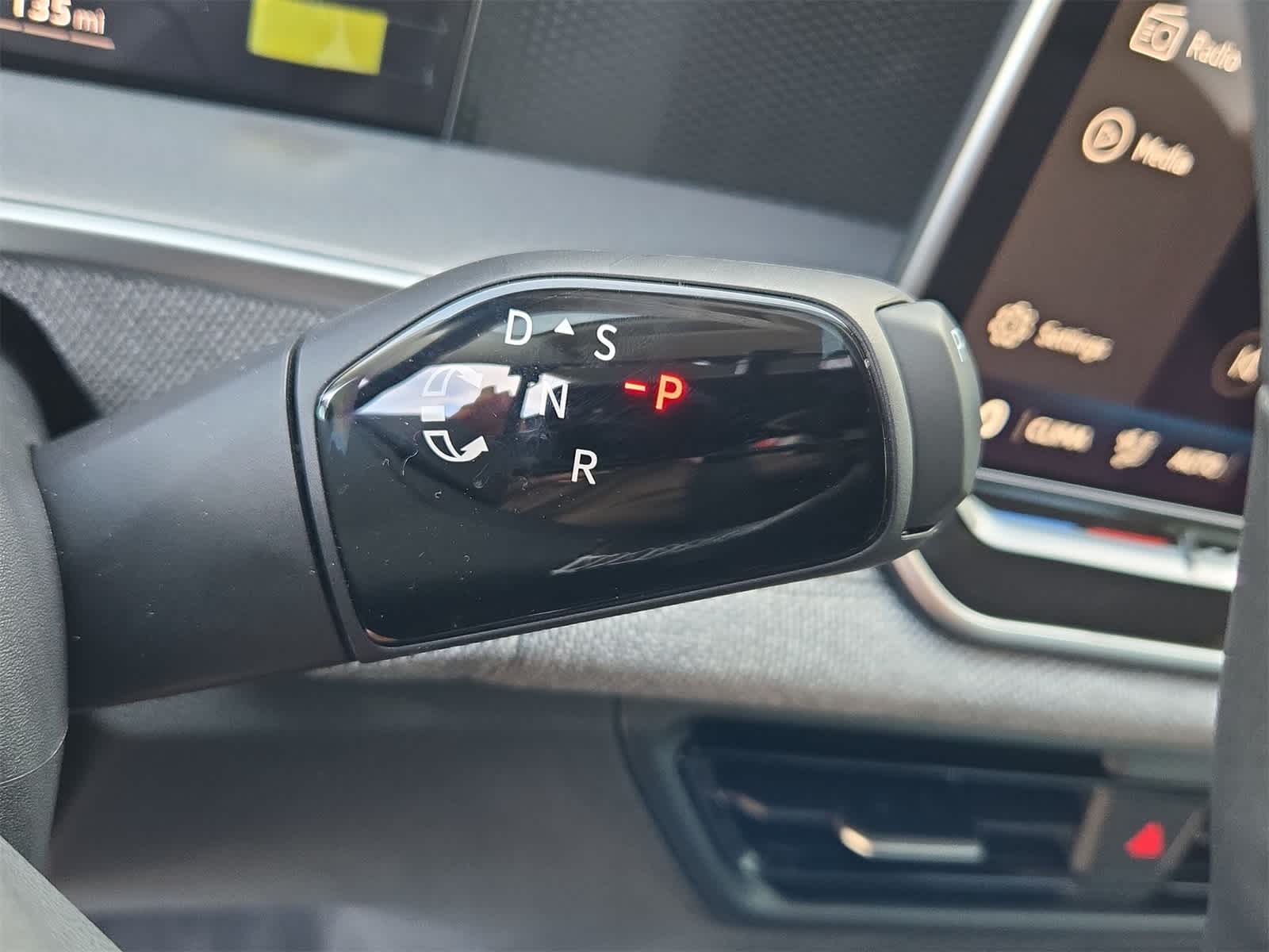 Thumbnail: 2025 Volkswagen Tiguan - 30