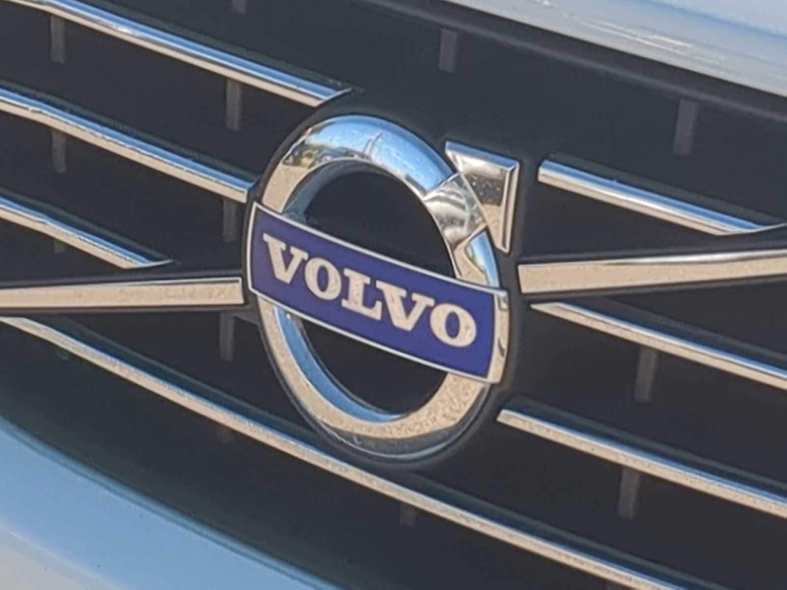 Thumbnail: 2015 Volvo XC60 - 12