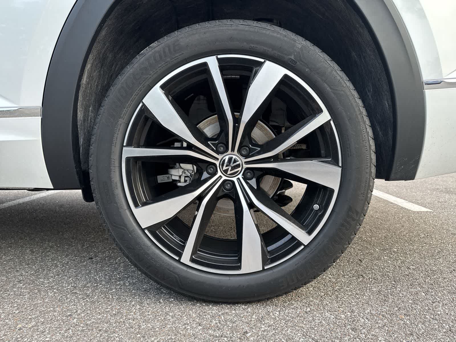 Thumbnail: 2026 Volkswagen Atlas - 12