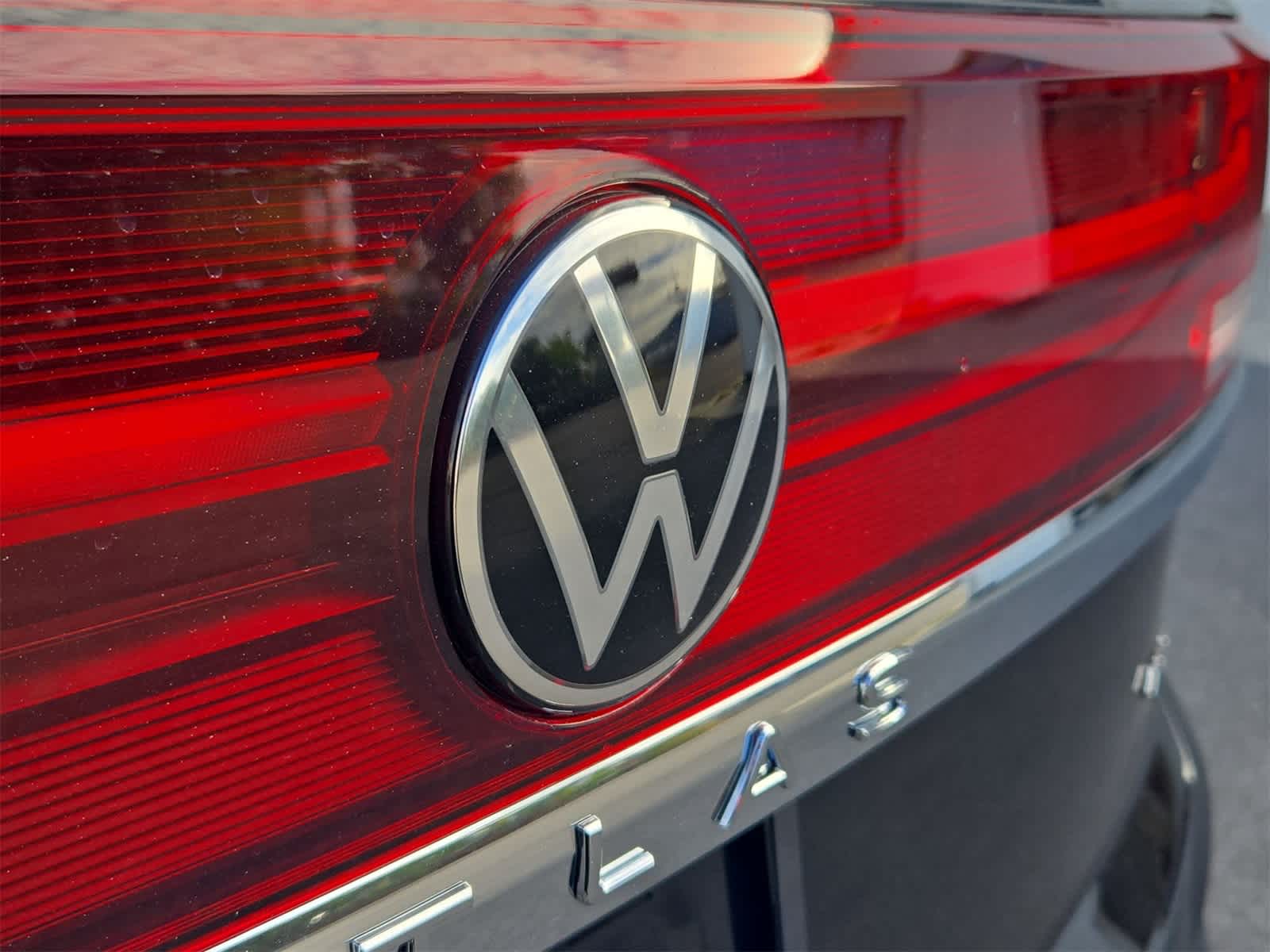 Thumbnail: 2026 Volkswagen Atlas - 12