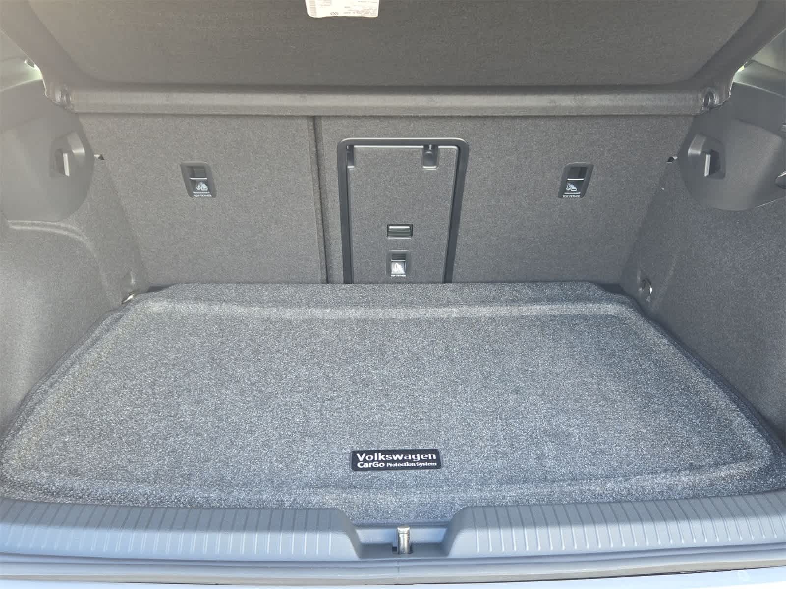 Thumbnail: 2026 Volkswagen Golf - 33