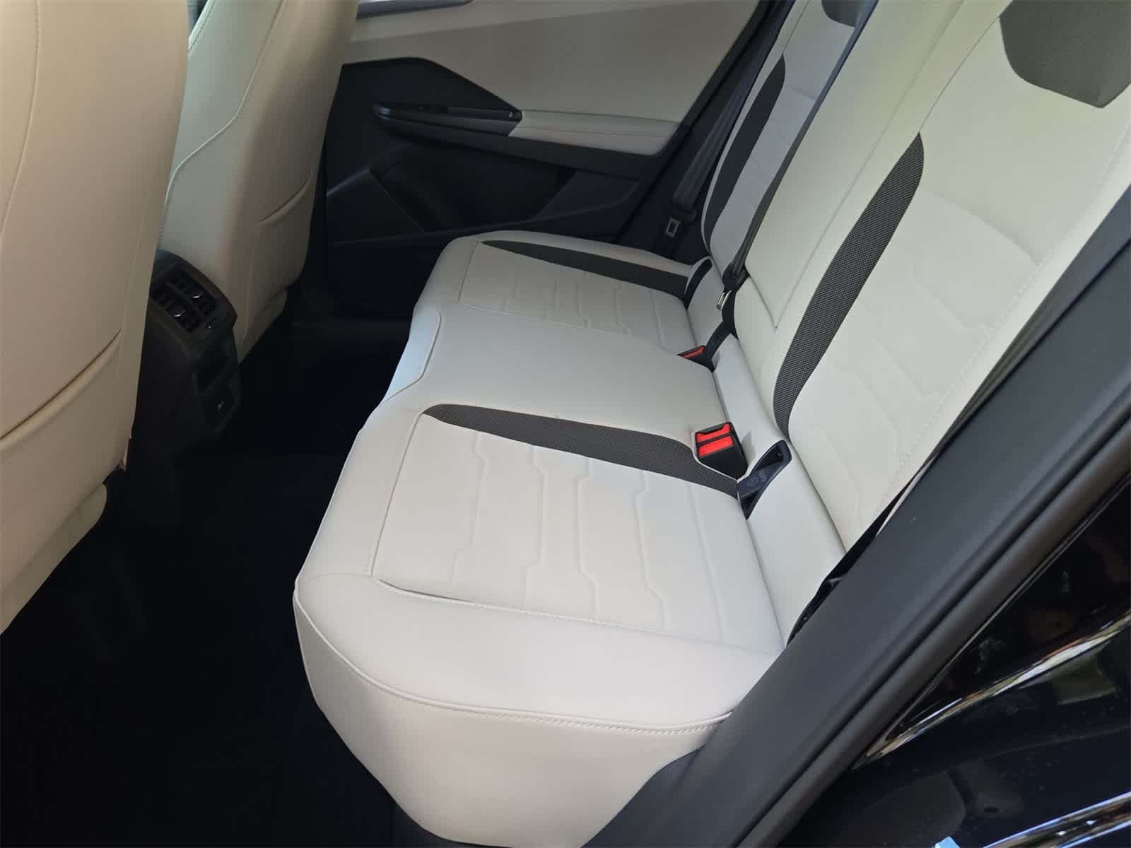 Thumbnail: 2025 Volkswagen Taos - 19