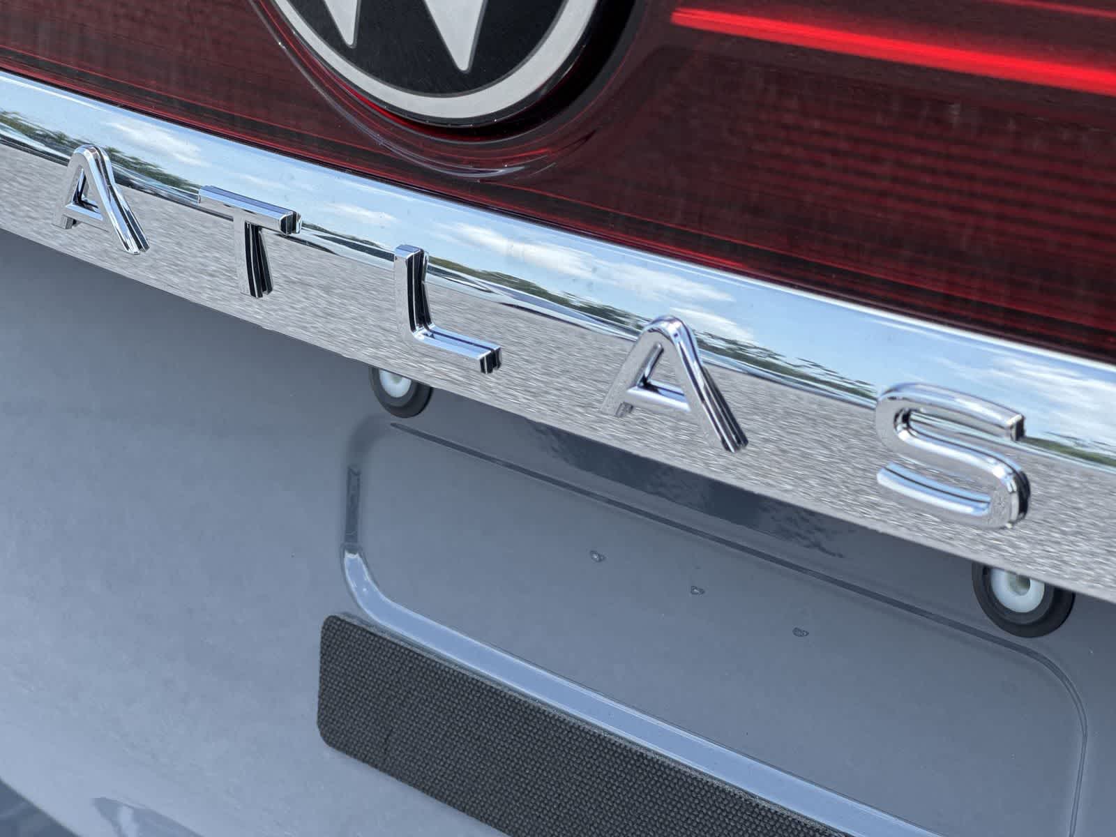 Thumbnail: 2026 Volkswagen Atlas - 10
