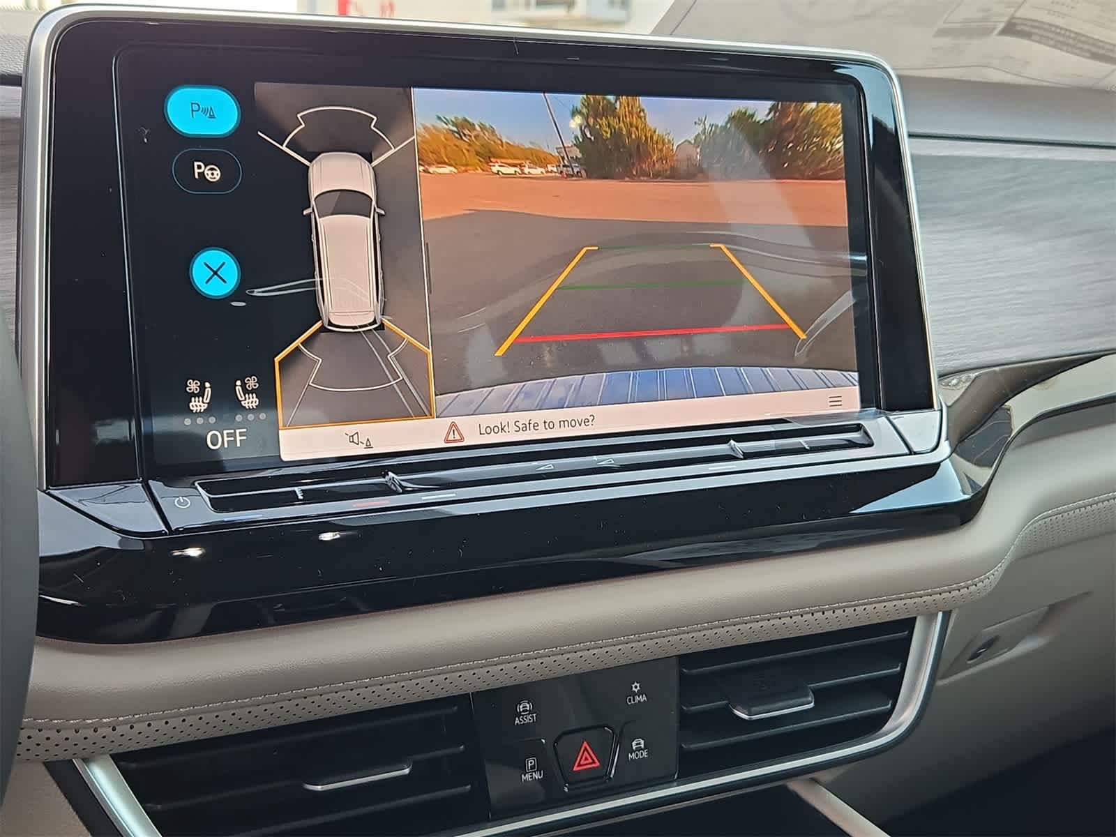 Thumbnail: 2026 Volkswagen Atlas - 28