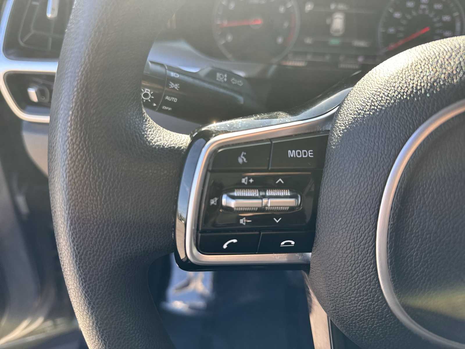 Thumbnail: 2021 Kia Sorento - 25