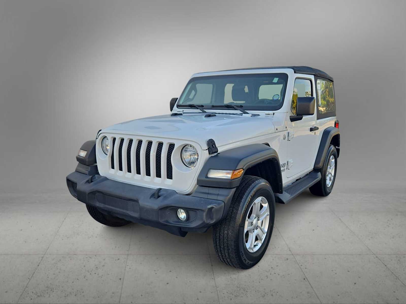 Thumbnail: 2019 Jeep Wrangler - 4