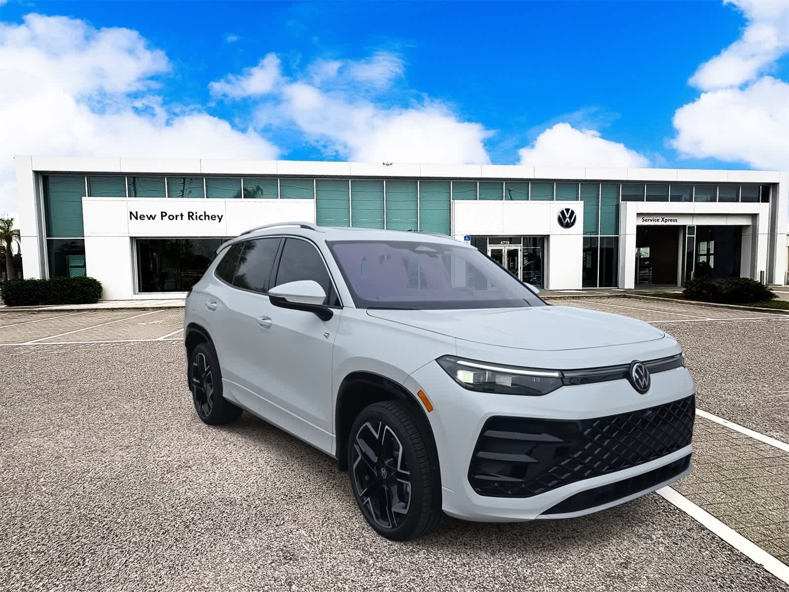 Thumbnail: 2025 Volkswagen Tiguan - 2