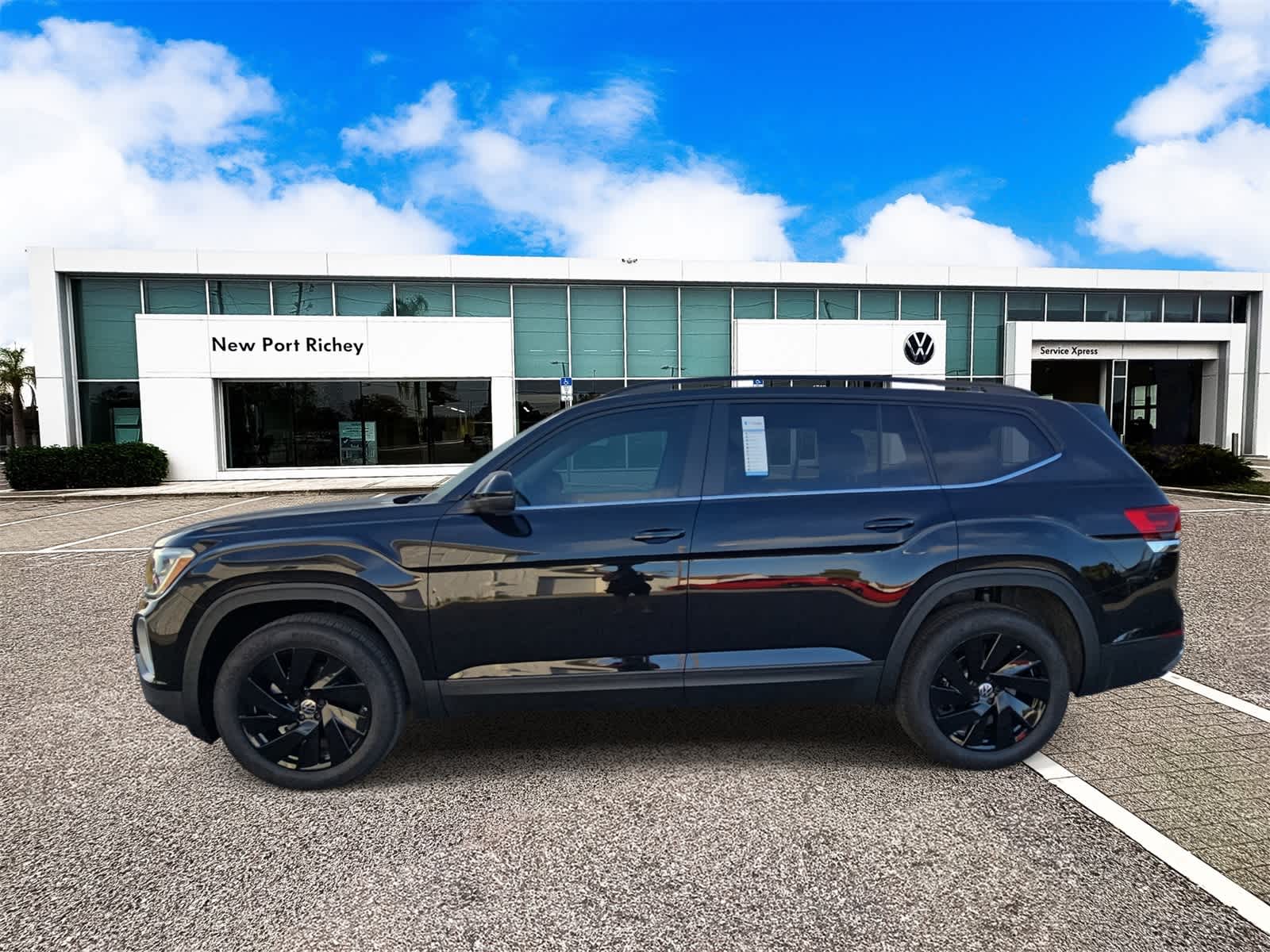 Thumbnail: 2026 Volkswagen Atlas - 5
