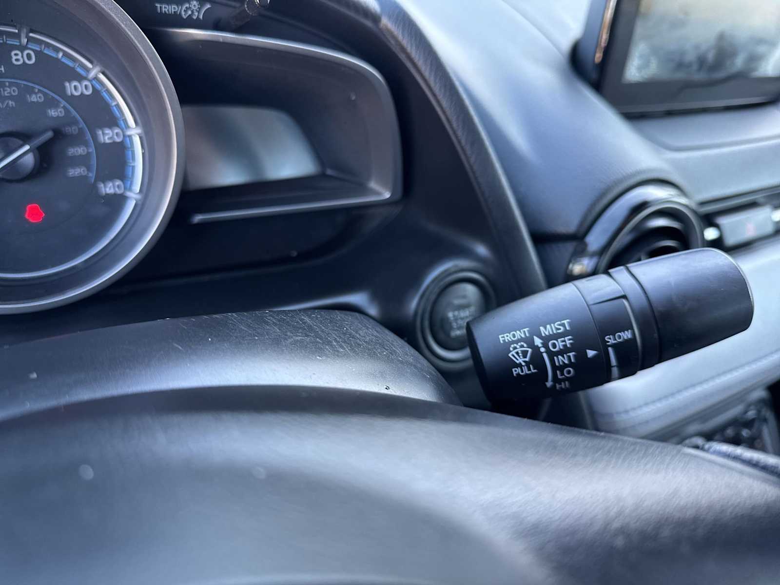 Thumbnail: 2019 Toyota Yaris - 24