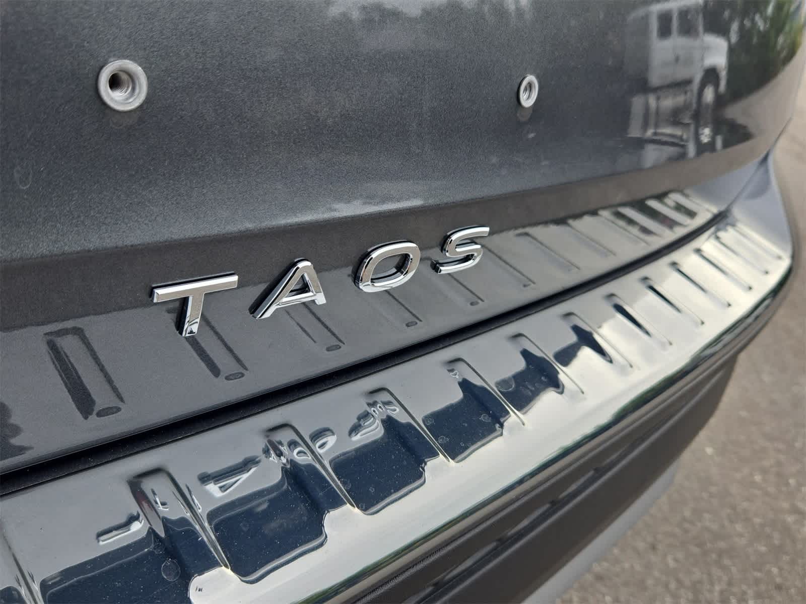 Thumbnail: 2025 Volkswagen Taos - 13