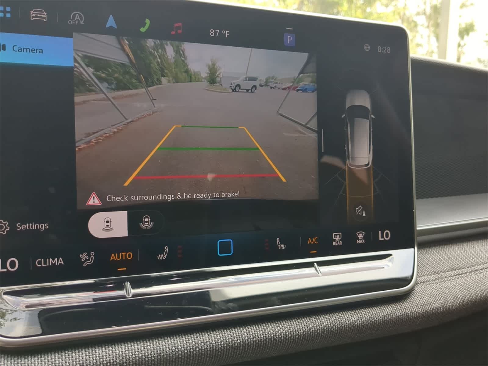 Thumbnail: 2025 Volkswagen Tiguan - 25