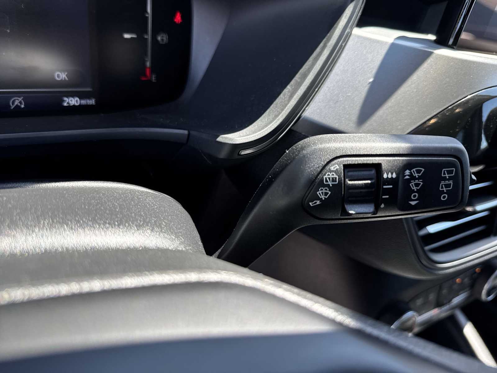 Thumbnail: 2025 Ford Escape - 36