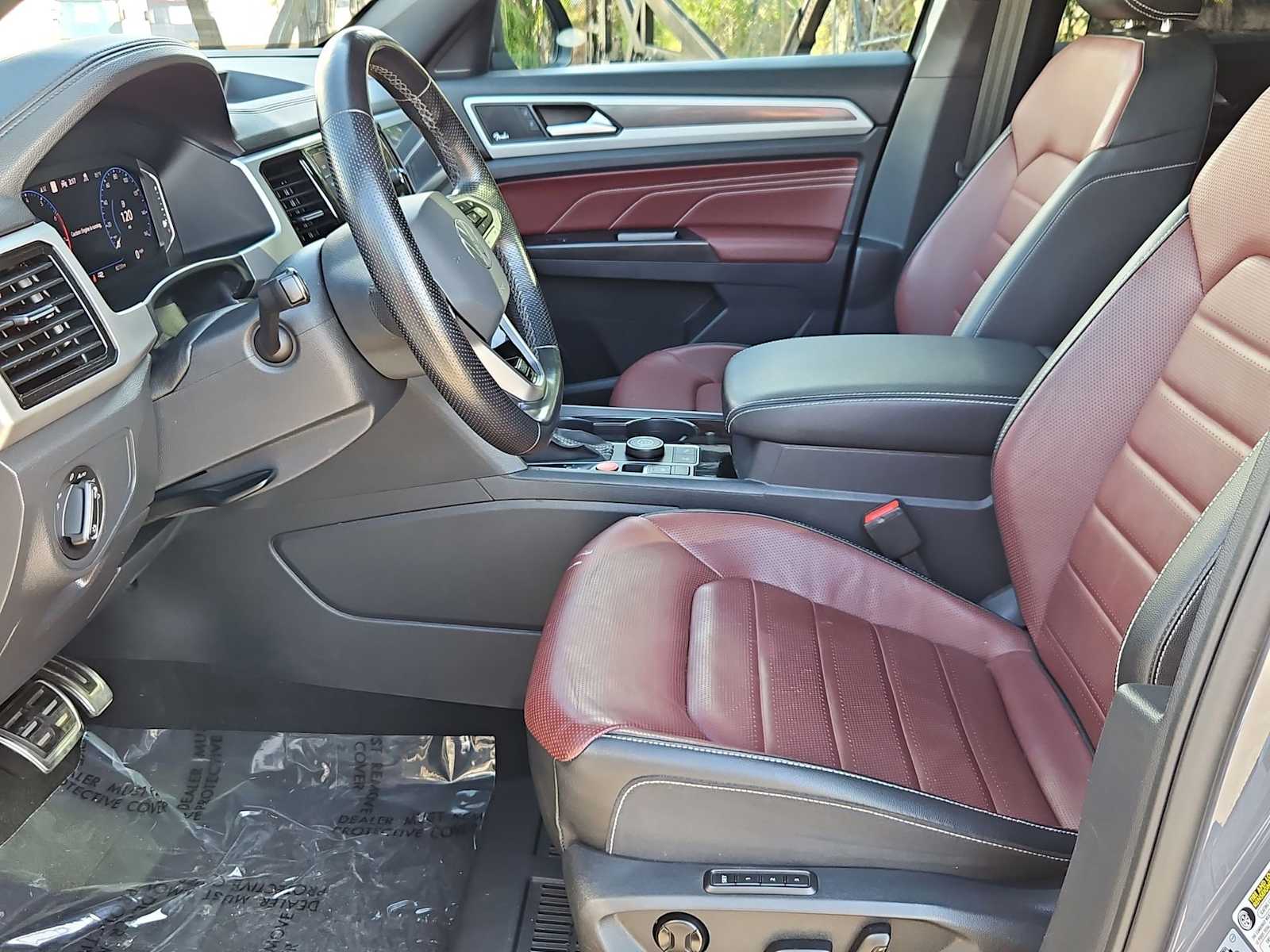 Thumbnail: 2021 Volkswagen Atlas - 16